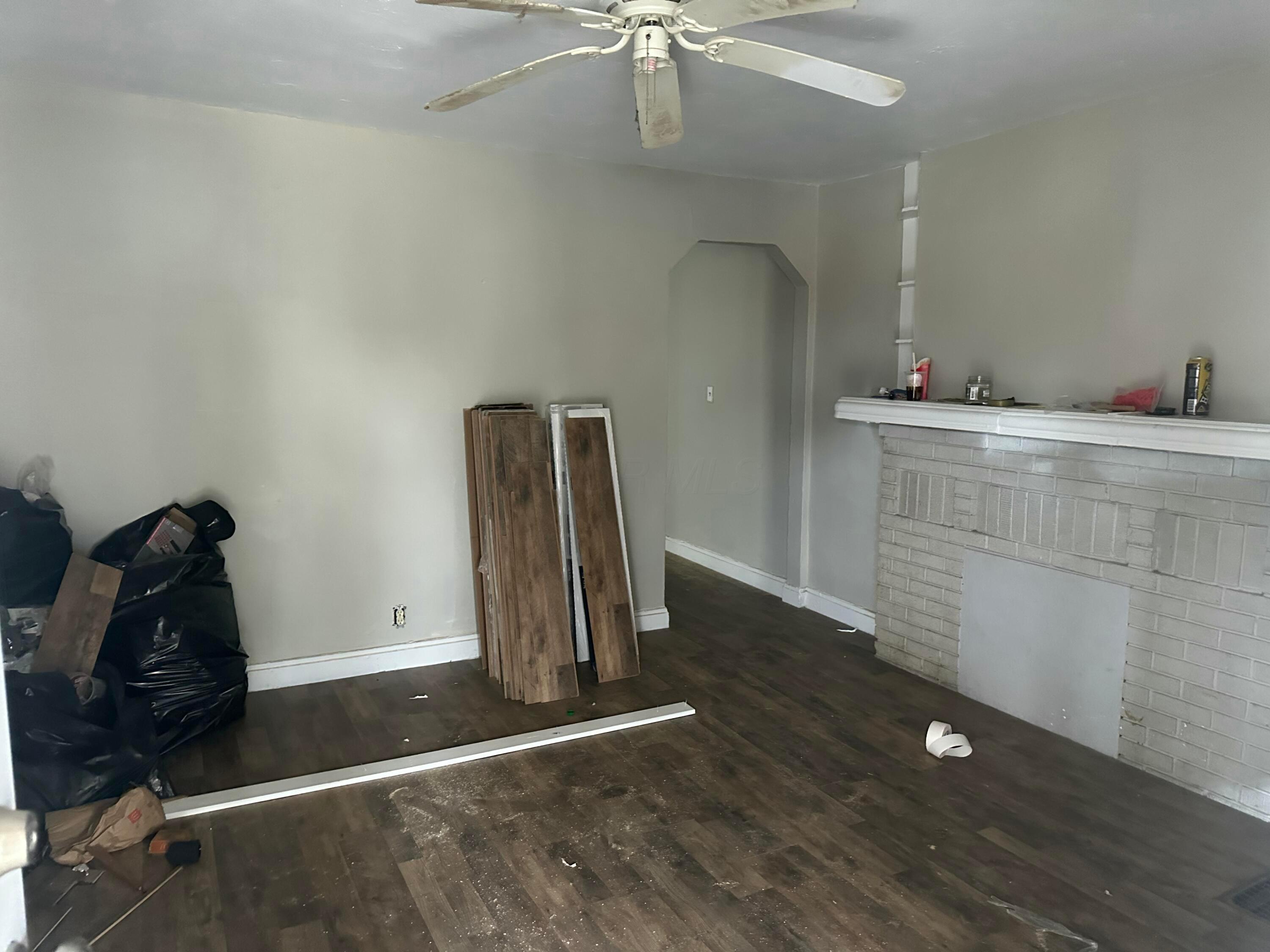 478 Clarendon Avenue Property Photo 17