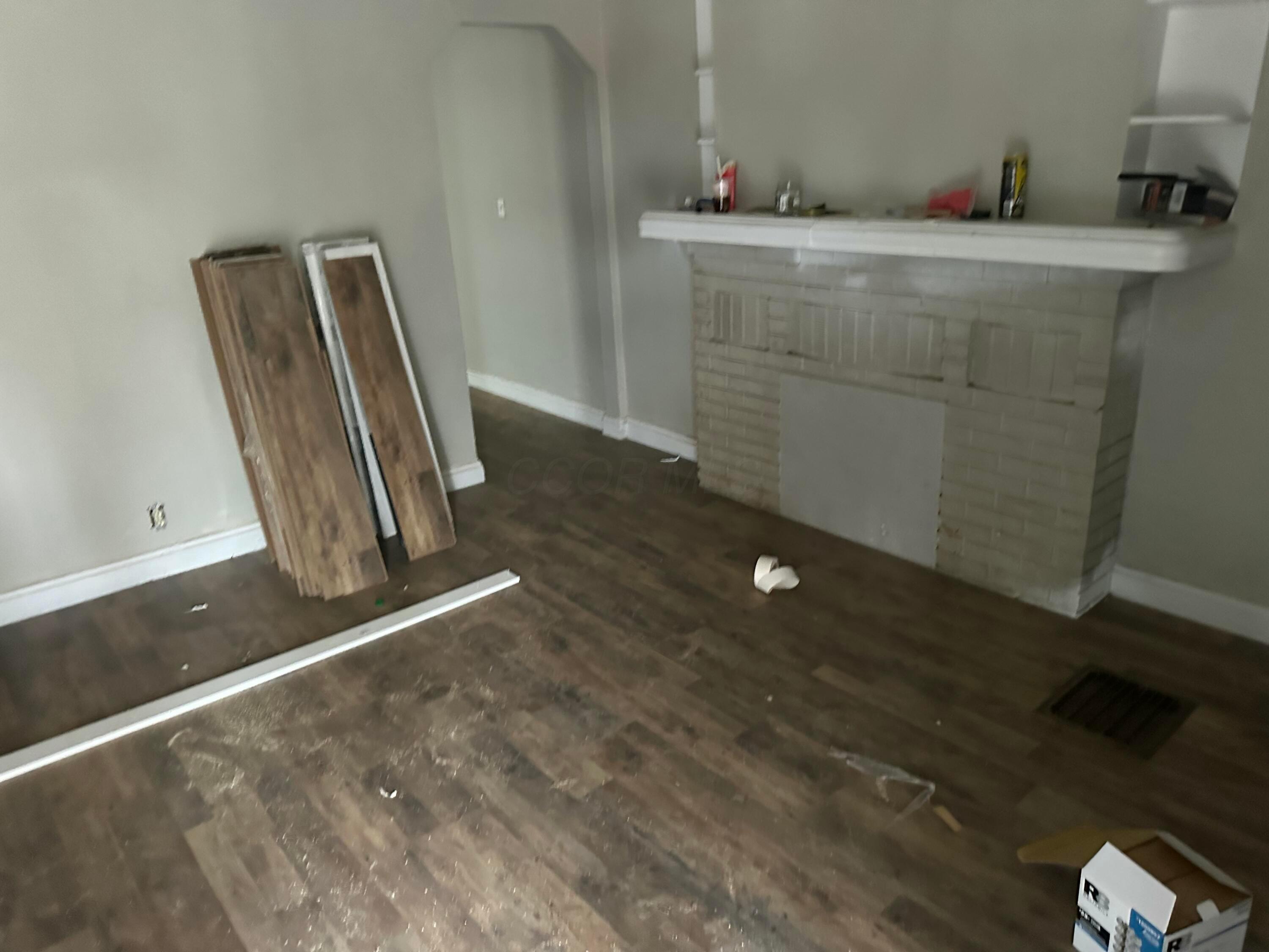 478 Clarendon Avenue Property Photo 23