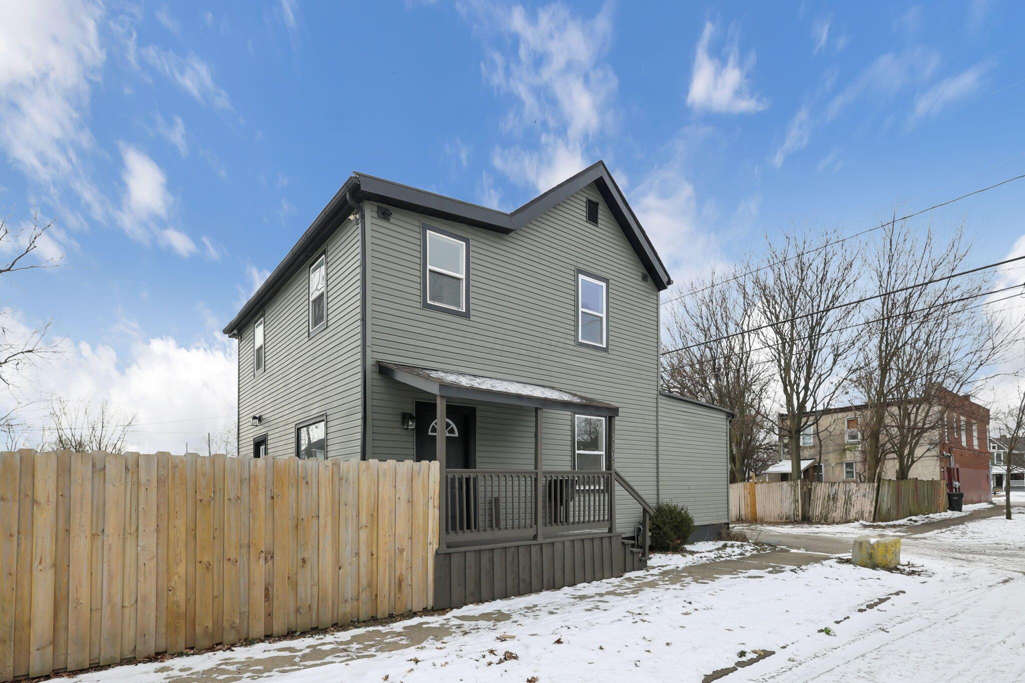 1195 W State Street Property Photo 1