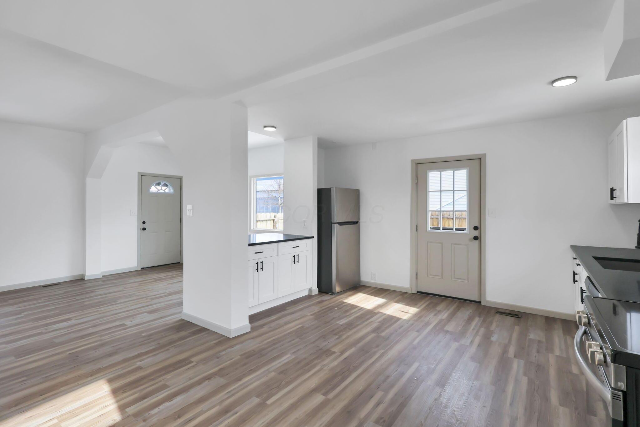 1195 W State Street Property Photo 13