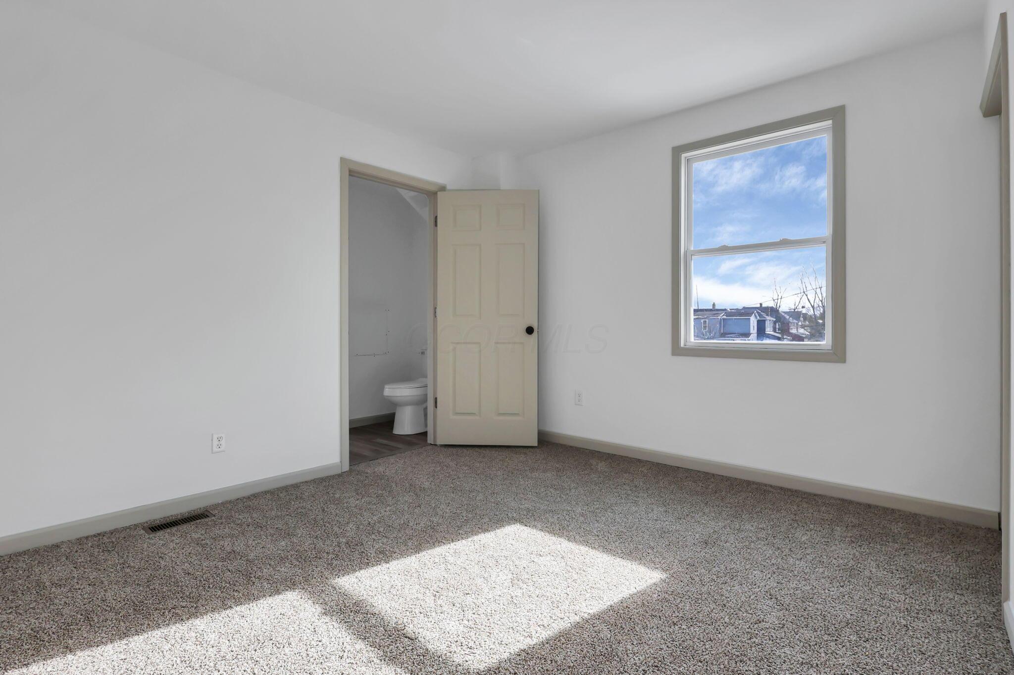 1195 W State Street Property Photo 20