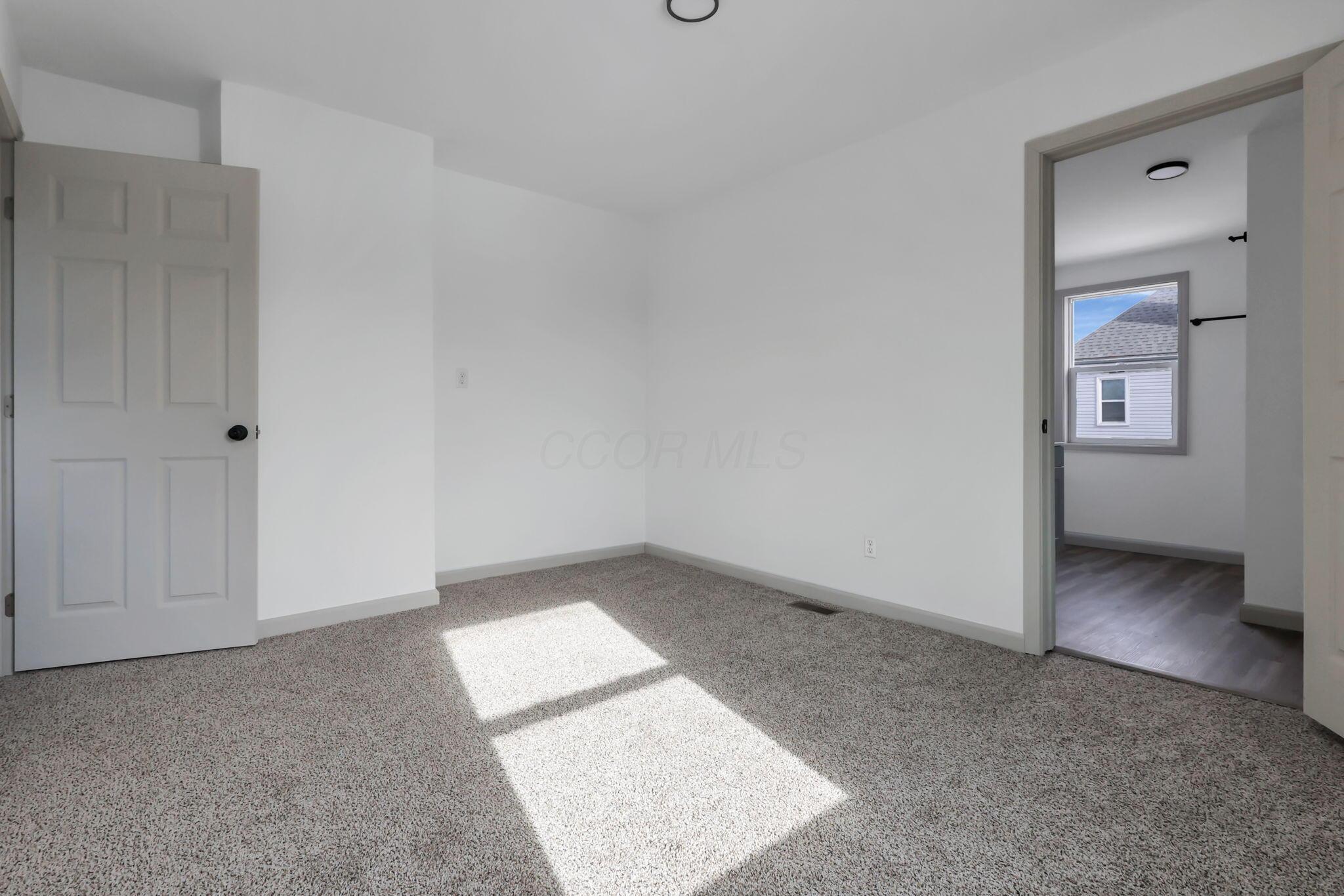 1195 W State Street Property Photo 21