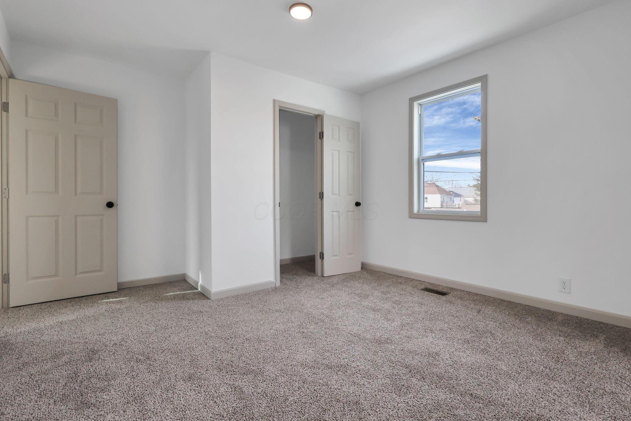 1195 W State Street Property Photo 27