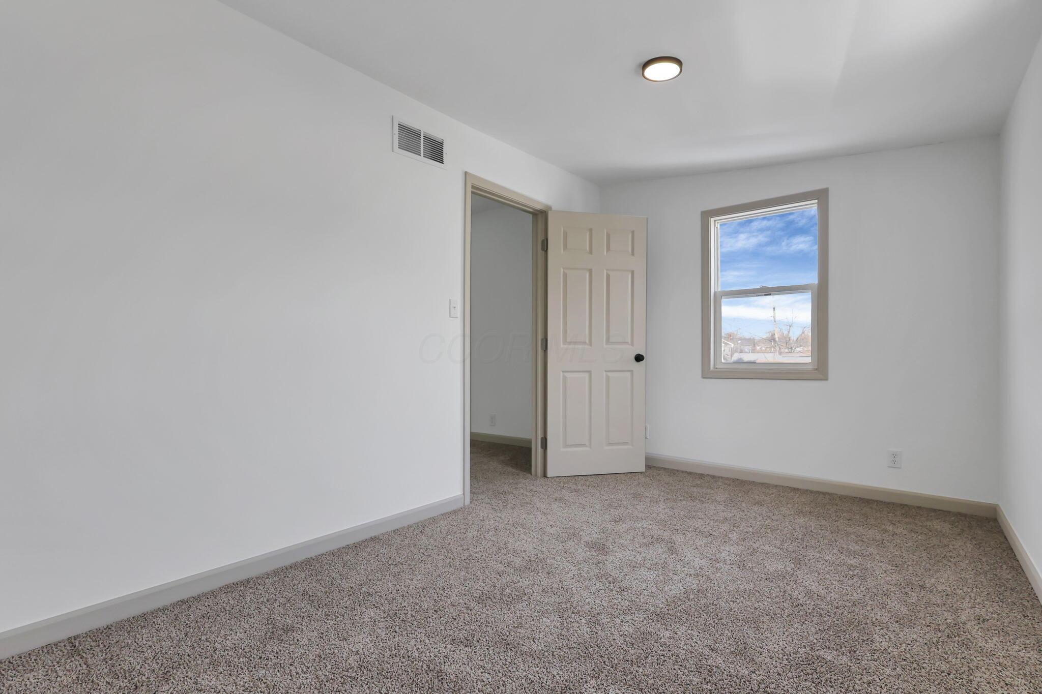 1195 W State Street Property Photo 30