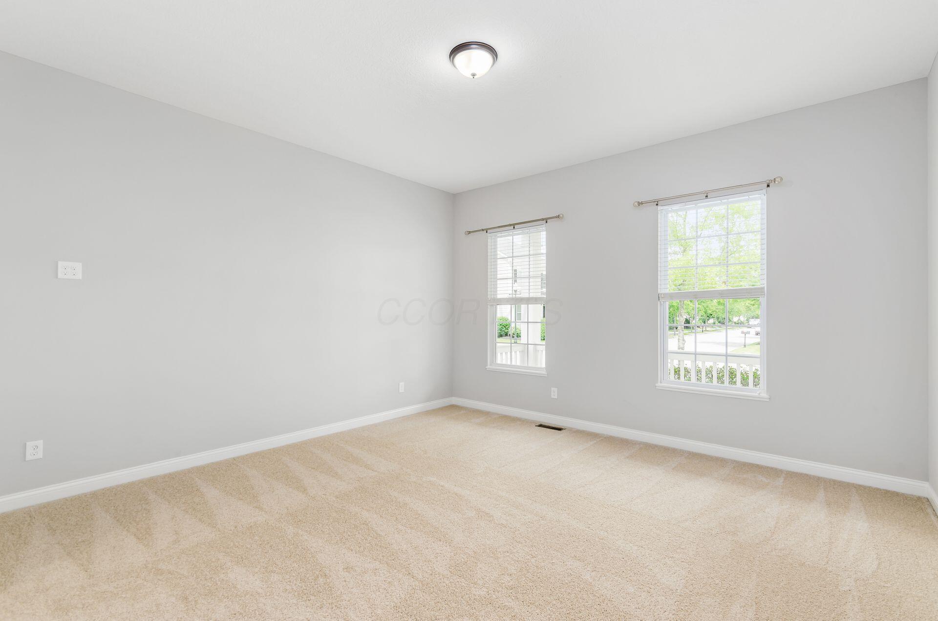 7963 Scarborough Hall Drive Property Photo 10