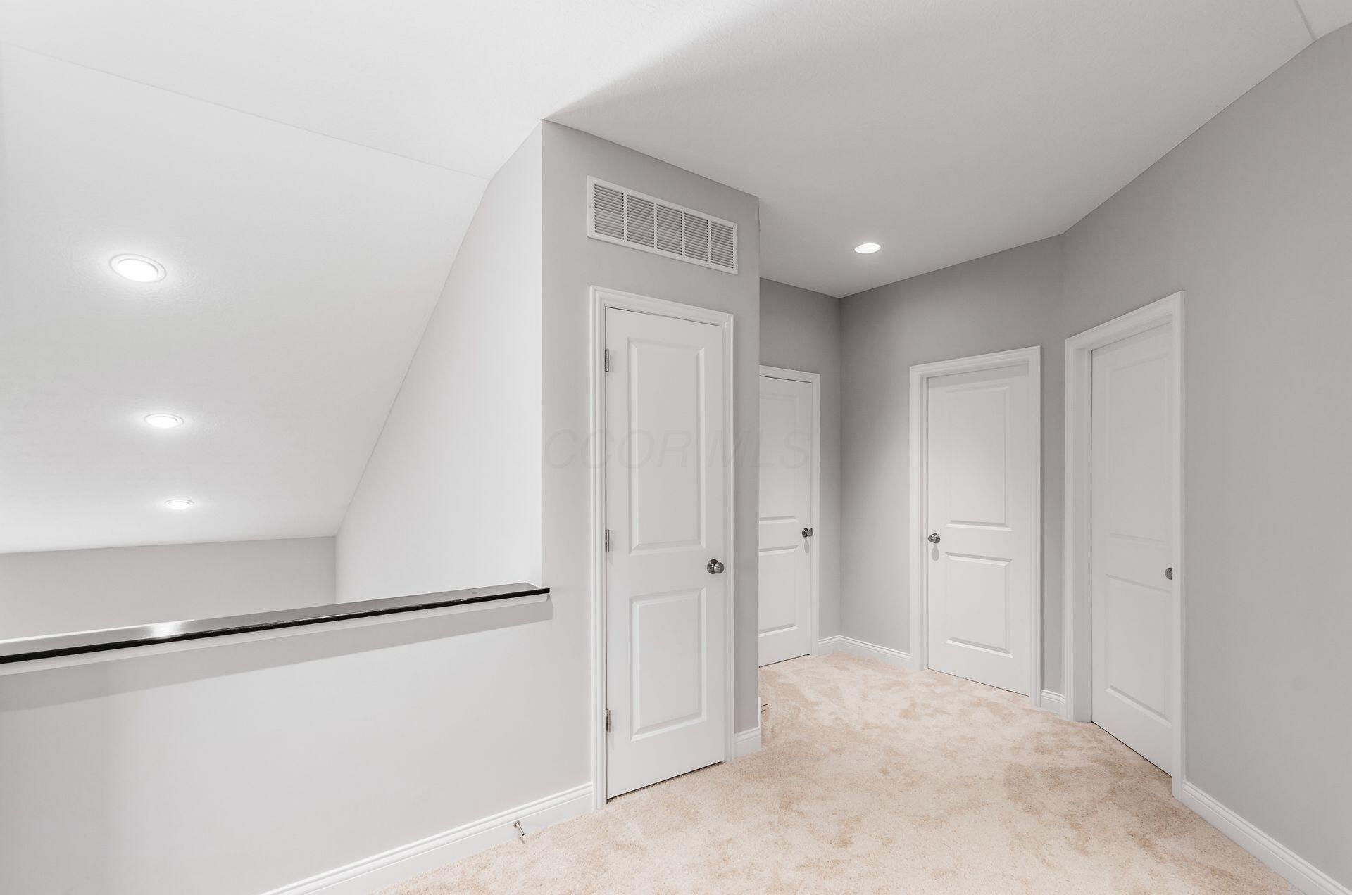 7963 Scarborough Hall Drive Property Photo 27