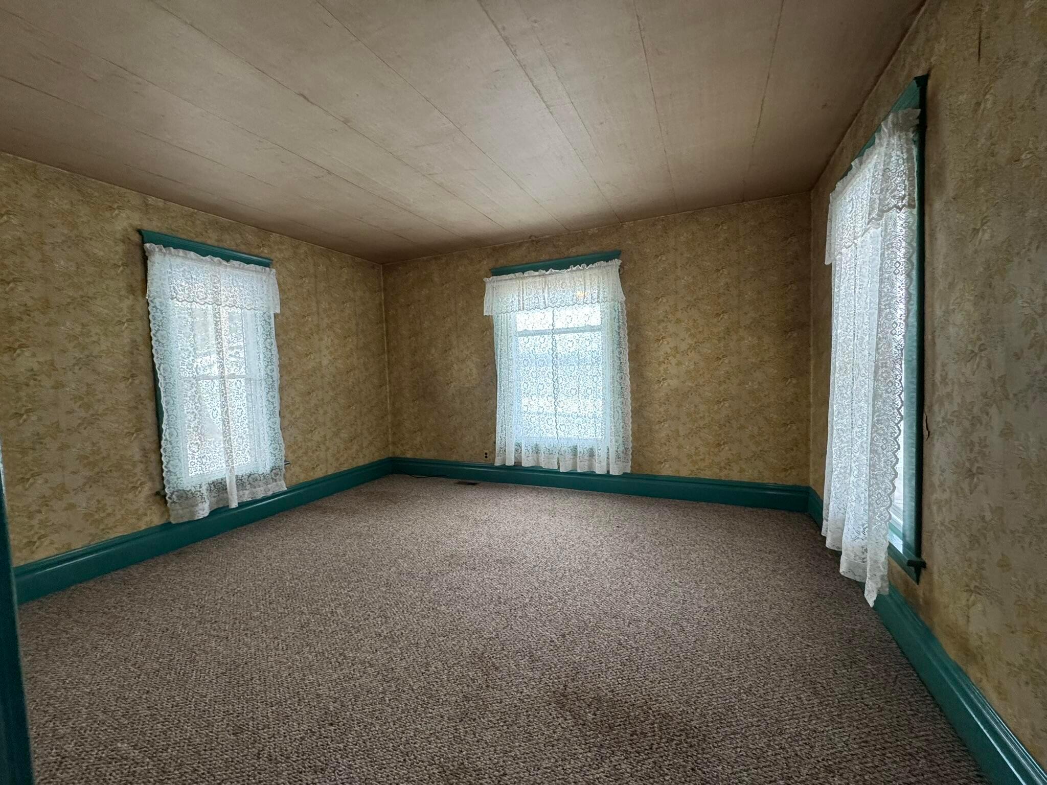 5595 Us Highway 42 Property Photo 8