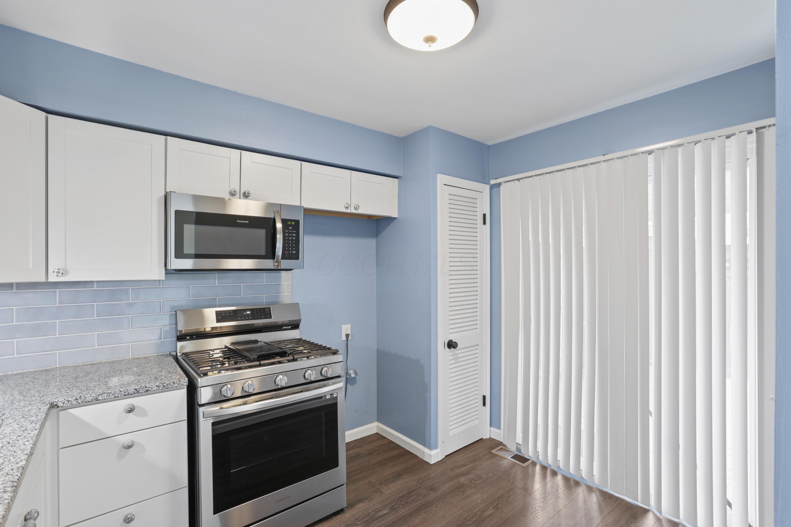 611 Simbury Street Property Photo 10