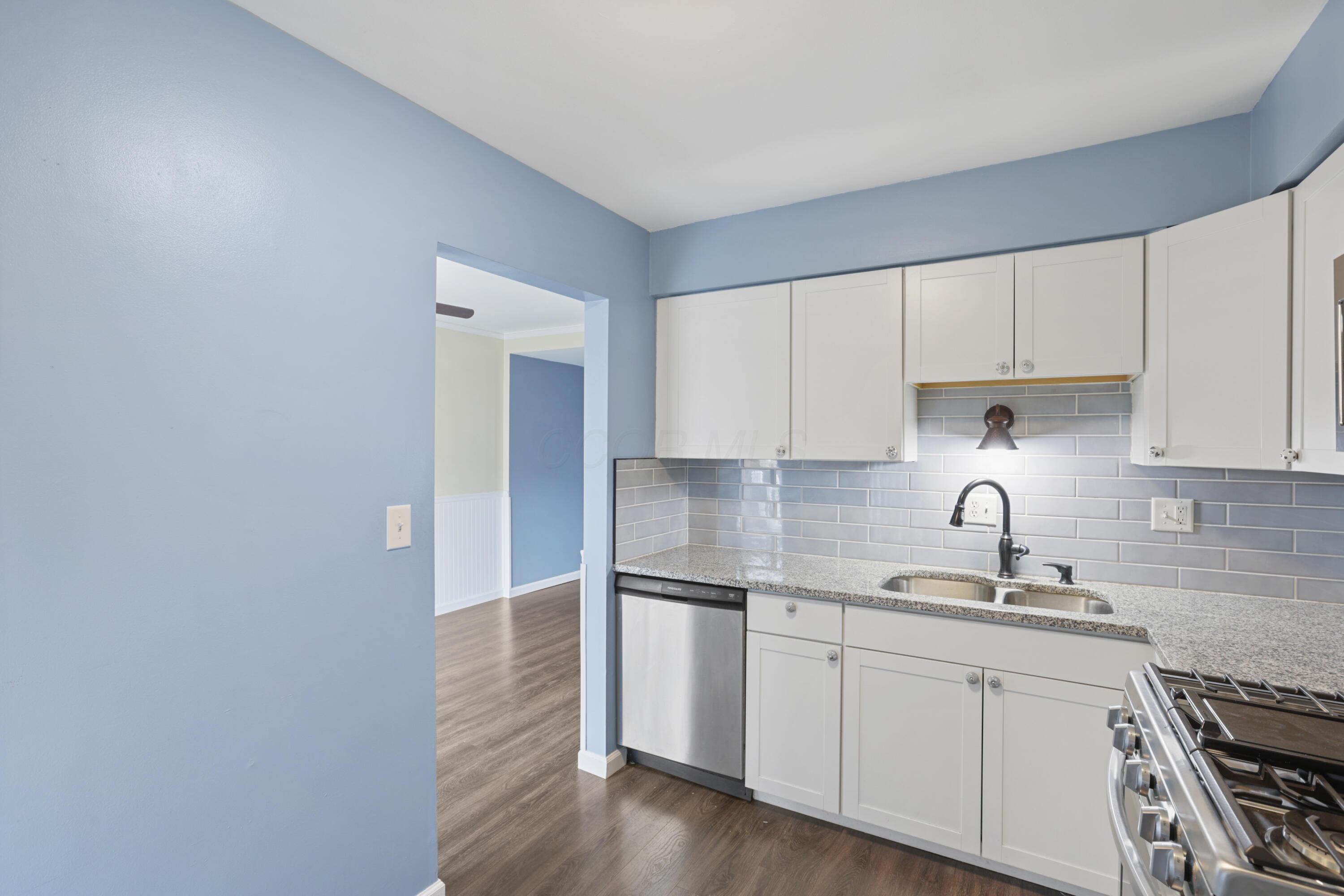 611 Simbury Street Property Photo 12