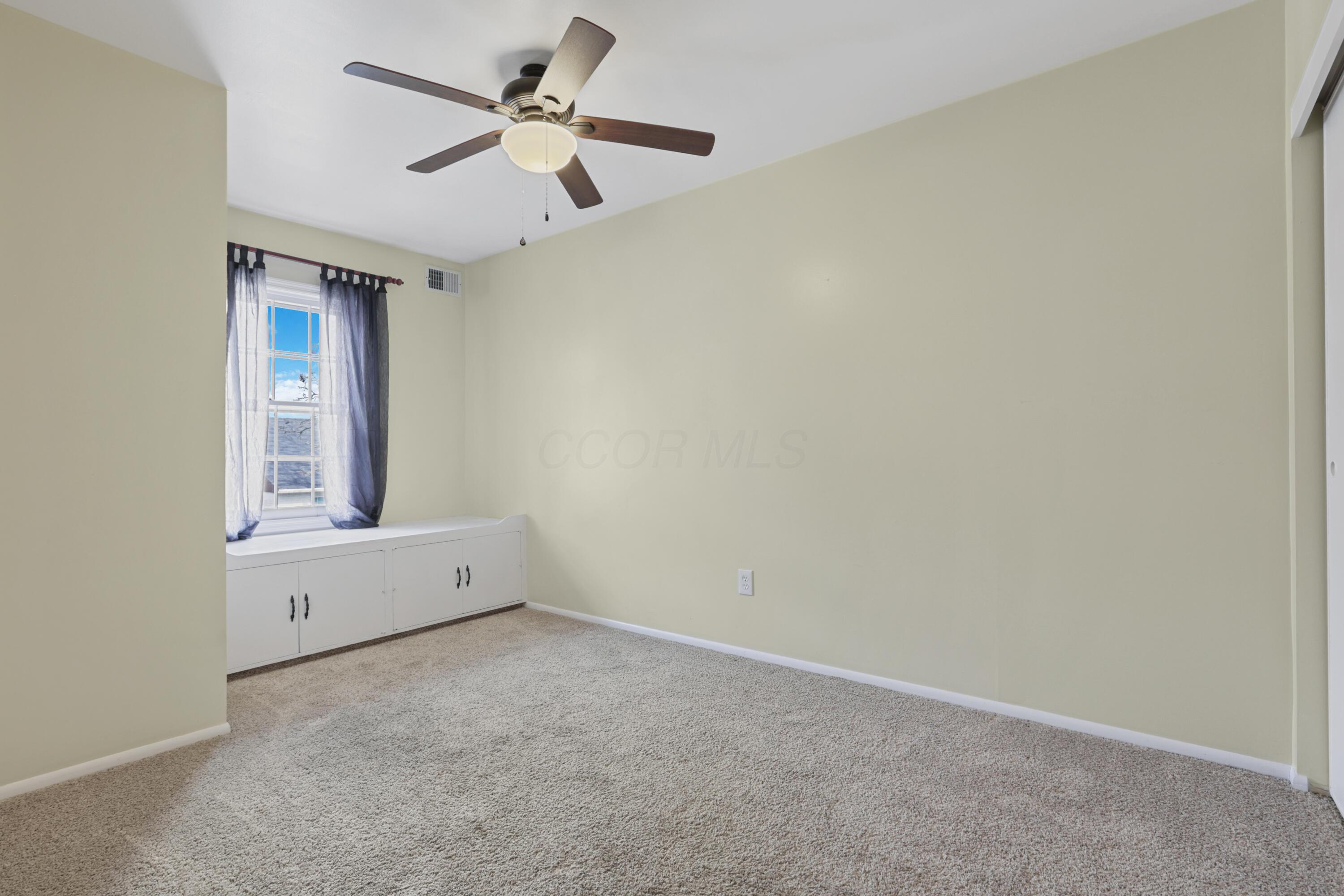611 Simbury Street Property Photo 17