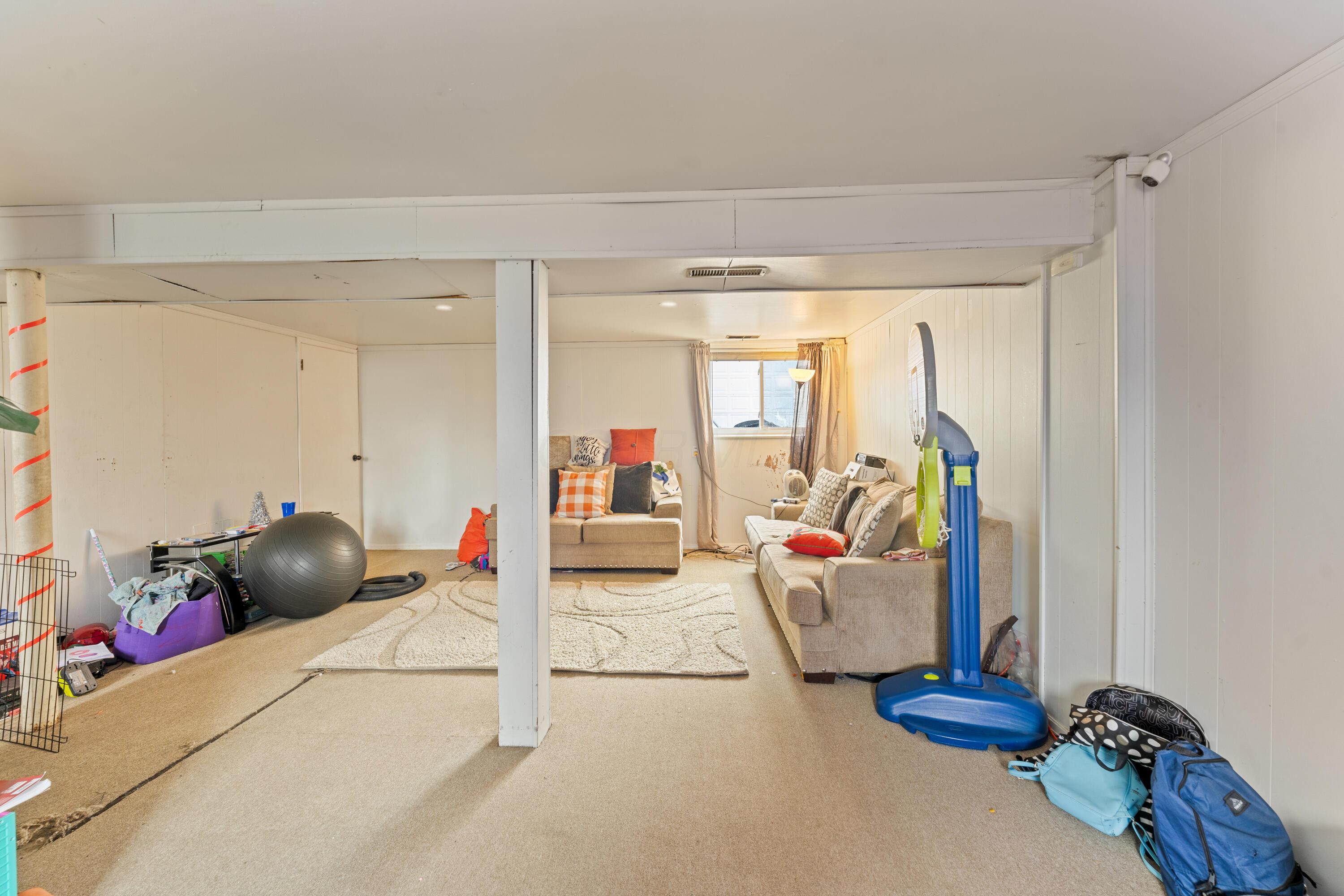 1888 Woodcrest Road Property Photo 25