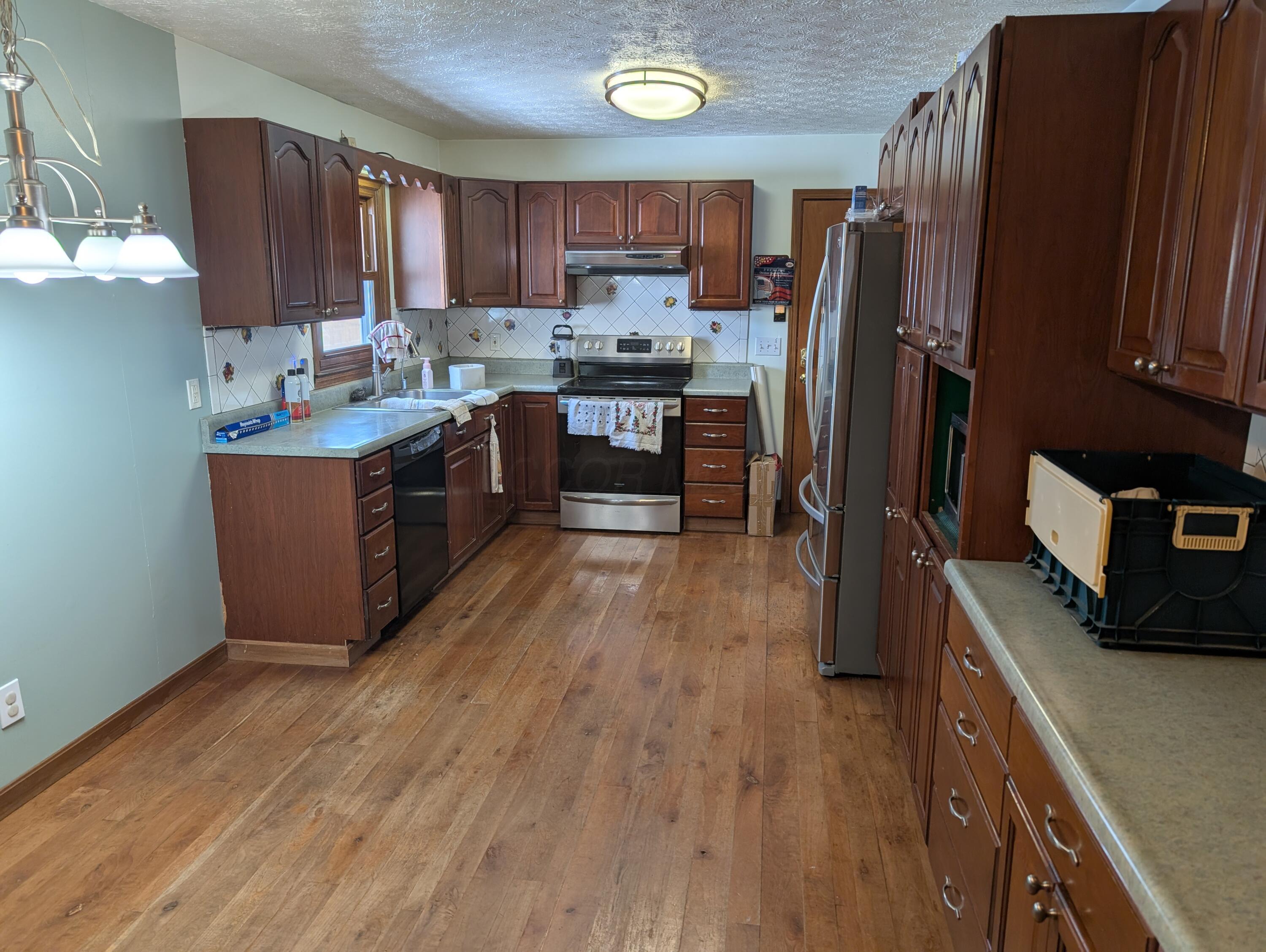 16181 E State Route 37 Property Photo 5