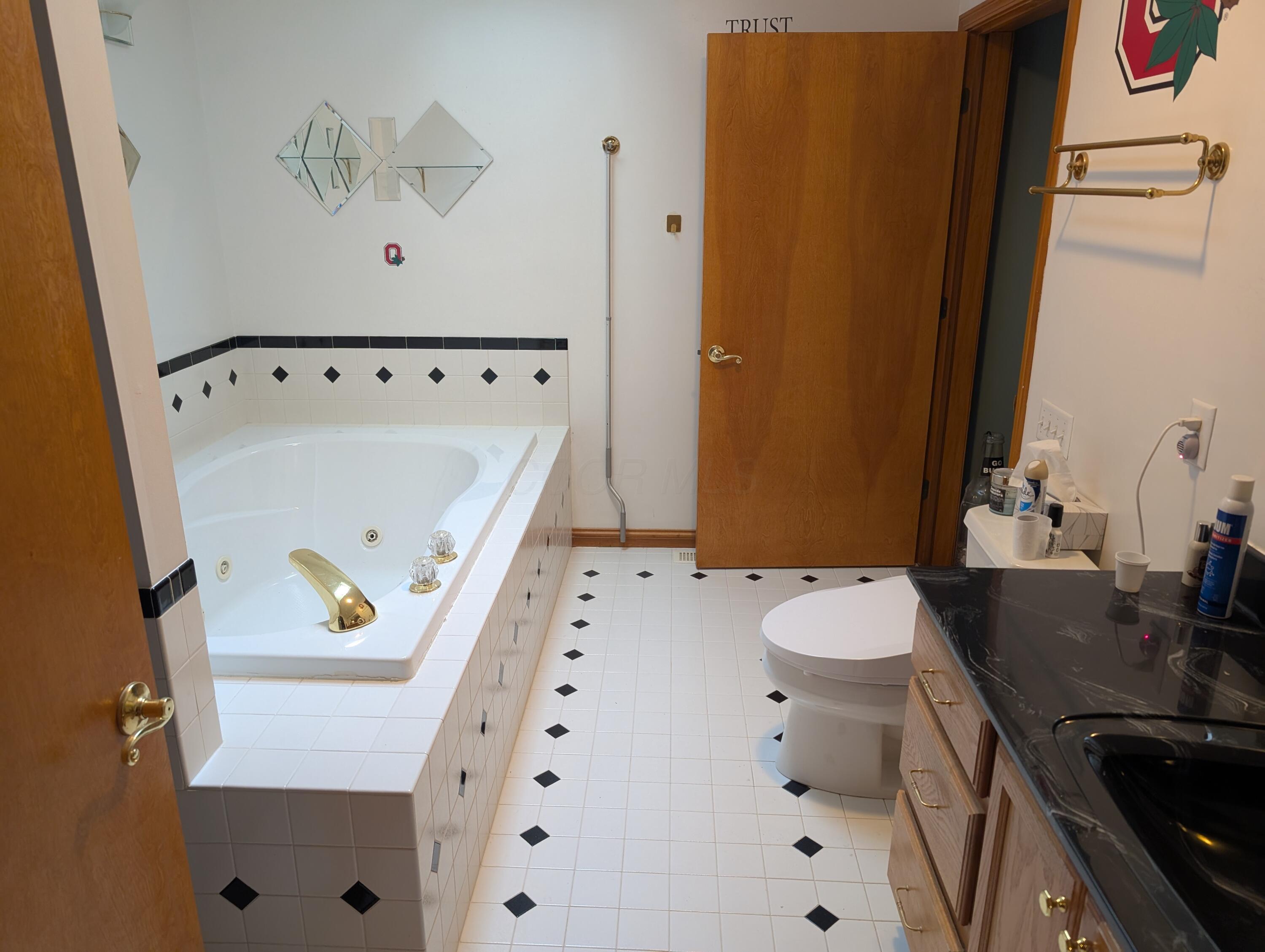 16181 E State Route 37 Property Photo 11