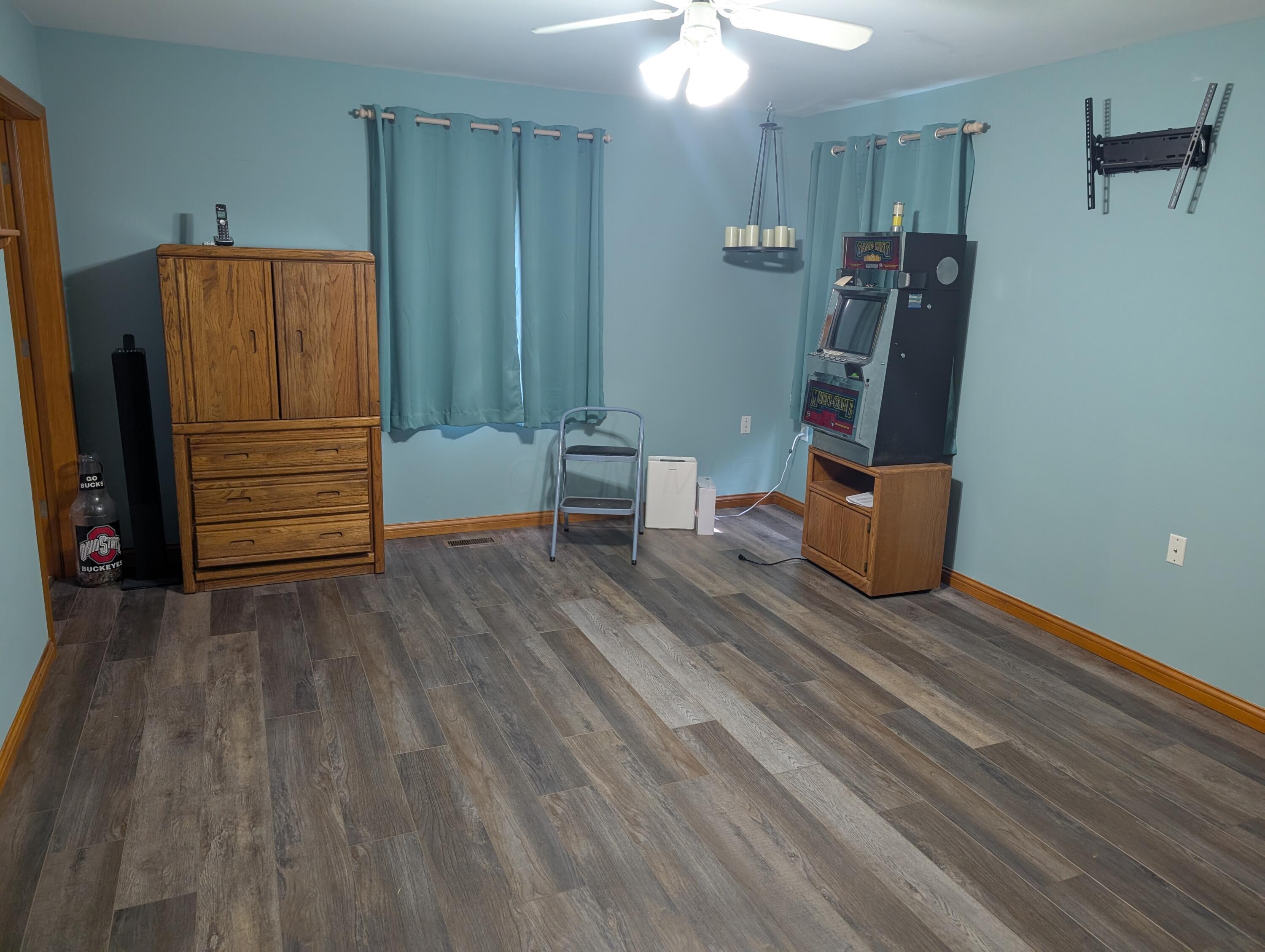 16181 E State Route 37 Property Photo 14
