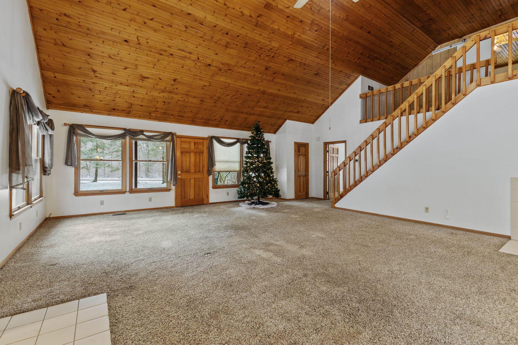 9674 Duvall Road Property Photo 6