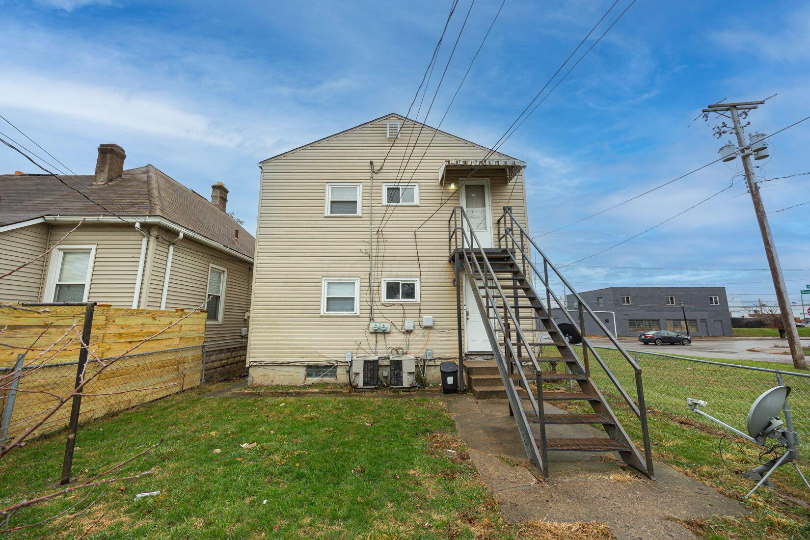 2822 E 5th Avenue, 2824 Property Photo 4