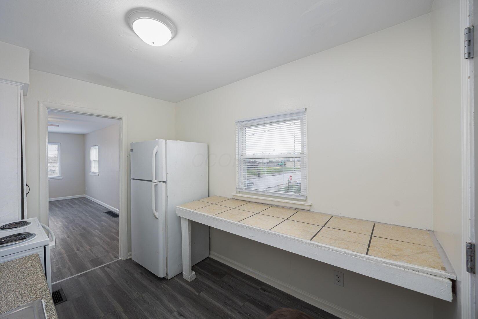 2822 E 5th Avenue, 2824 Property Photo 11