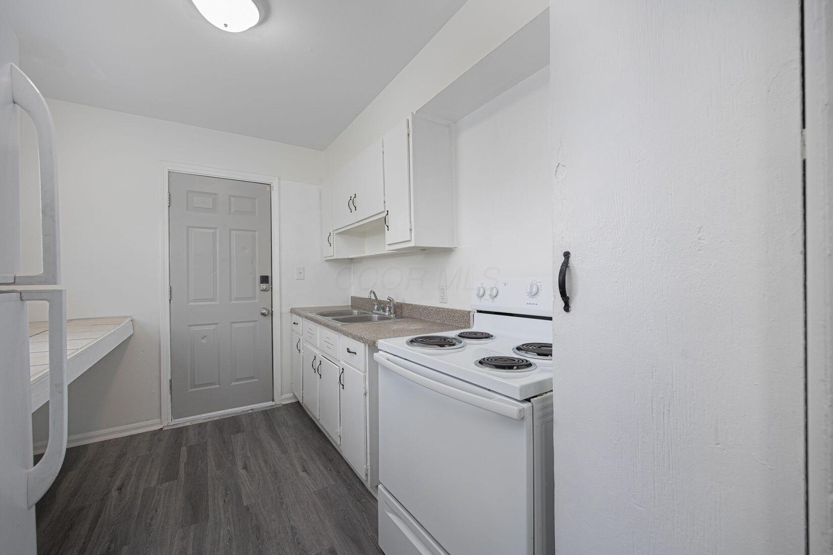 2822 E 5th Avenue, 2824 Property Photo 12
