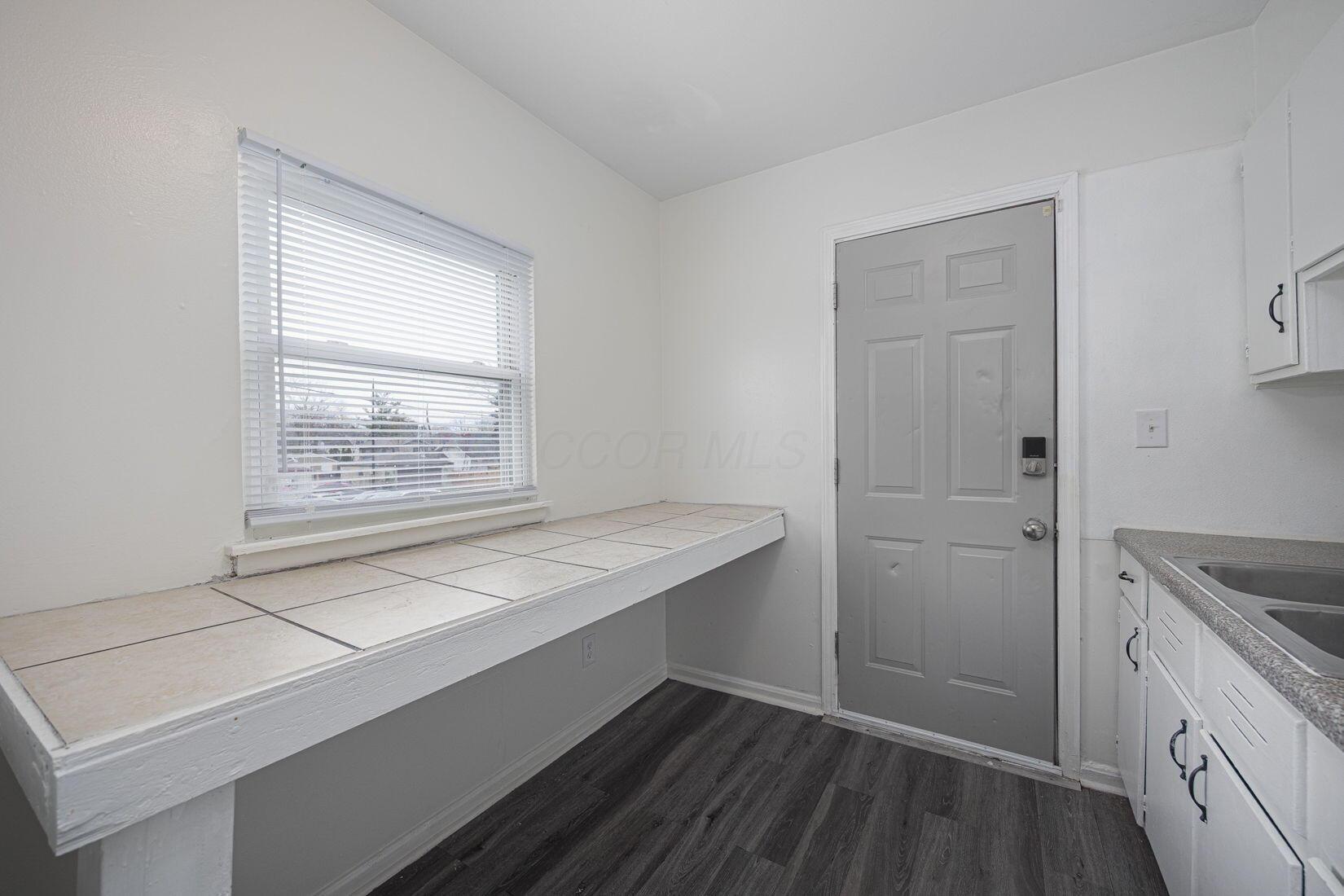 2822 E 5th Avenue, 2824 Property Photo 16