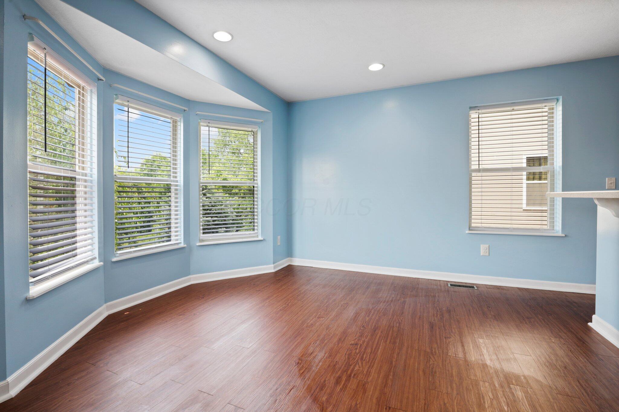 1135 Streamside Drive Property Photo 17