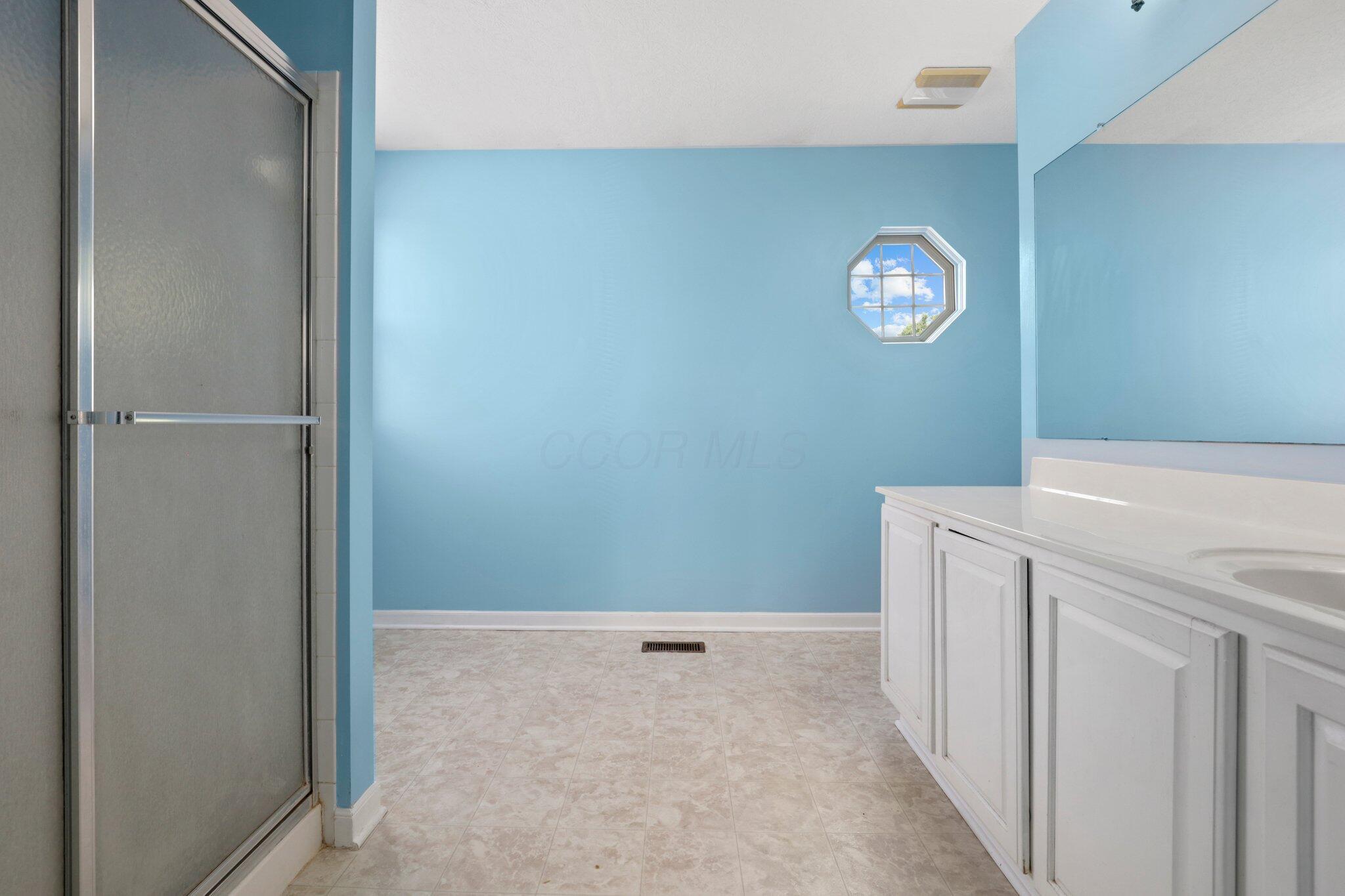 1135 Streamside Drive Property Photo 24
