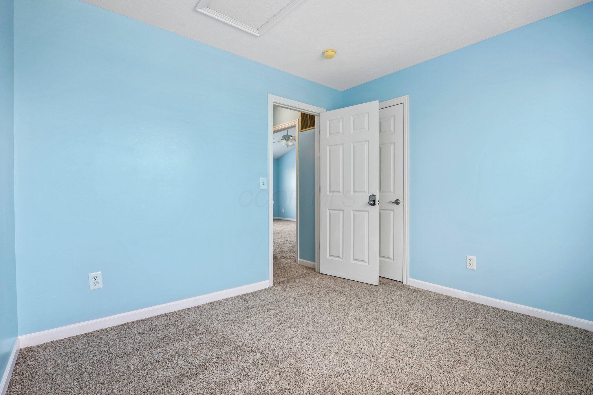 1135 Streamside Drive Property Photo 28