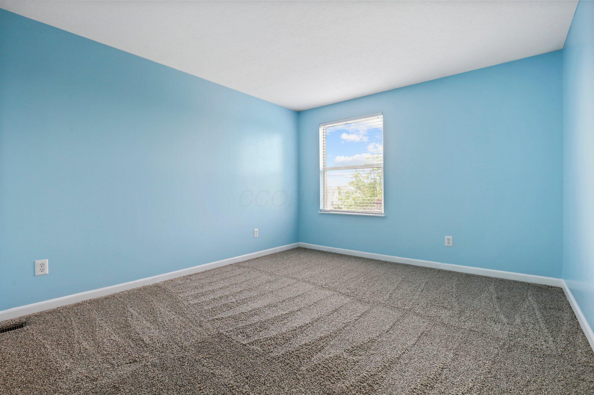 1135 Streamside Drive Property Photo 31