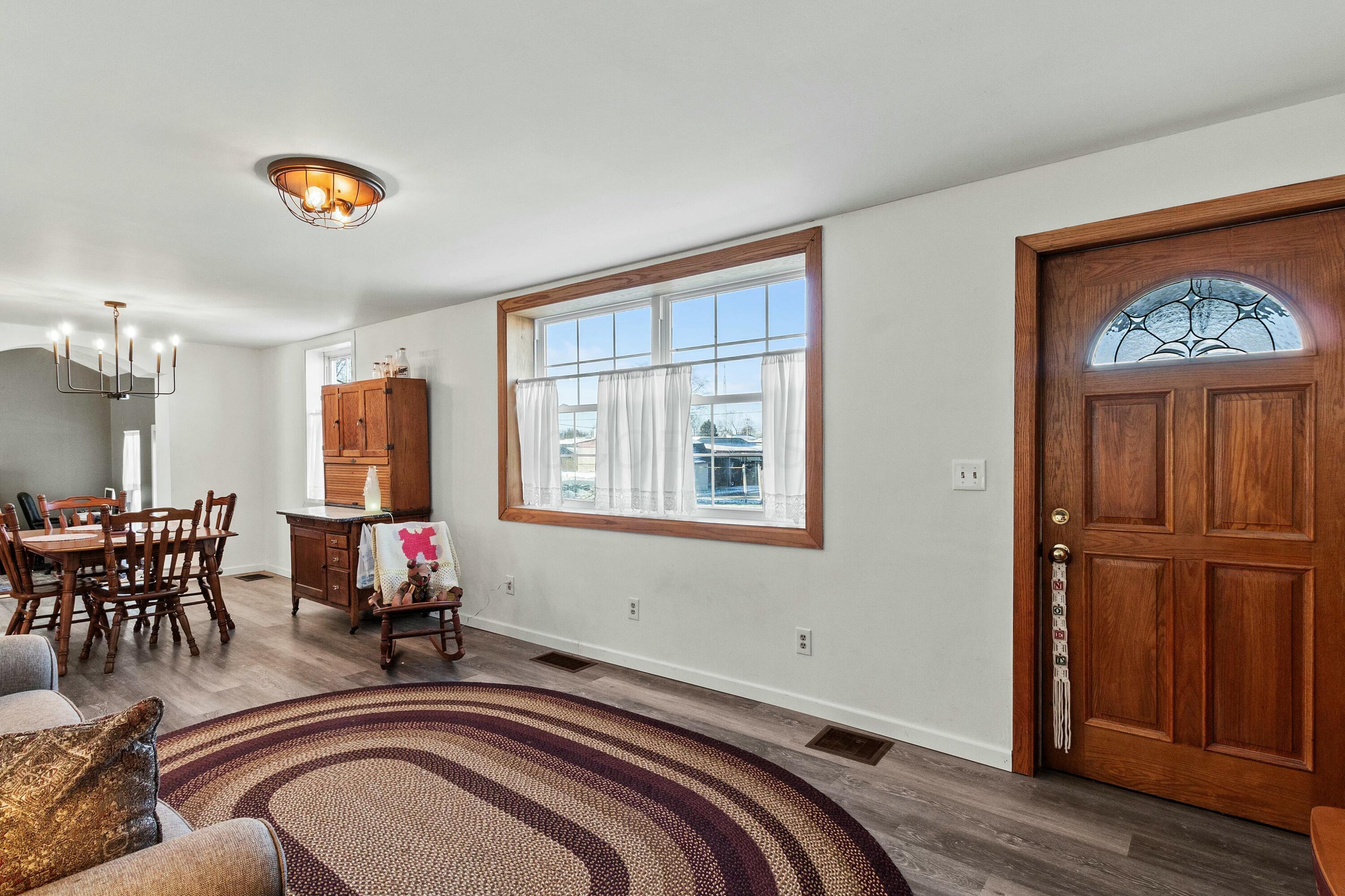 441 Julia Street Property Photo 17