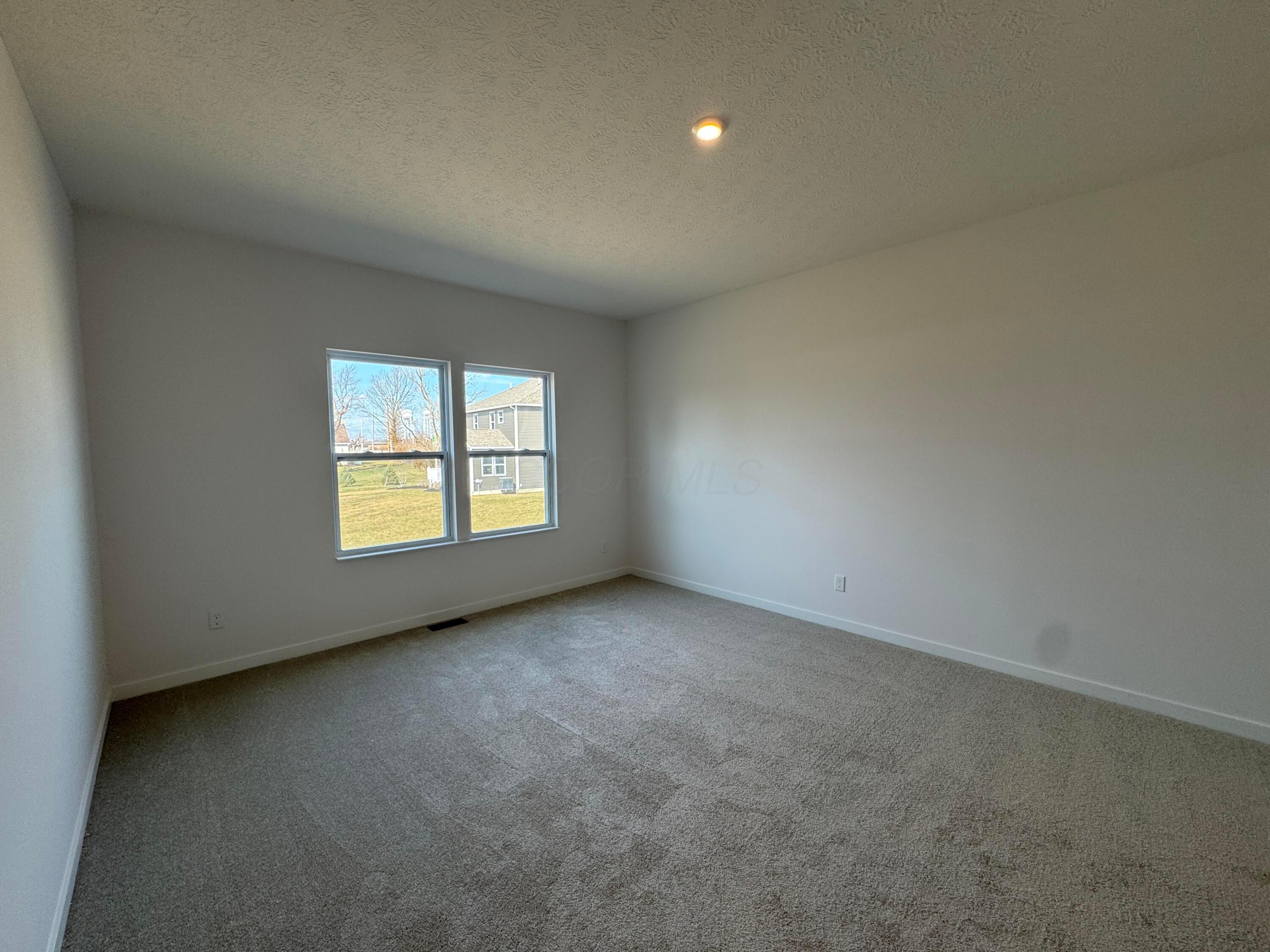452 Creekside Drive Property Photo 11