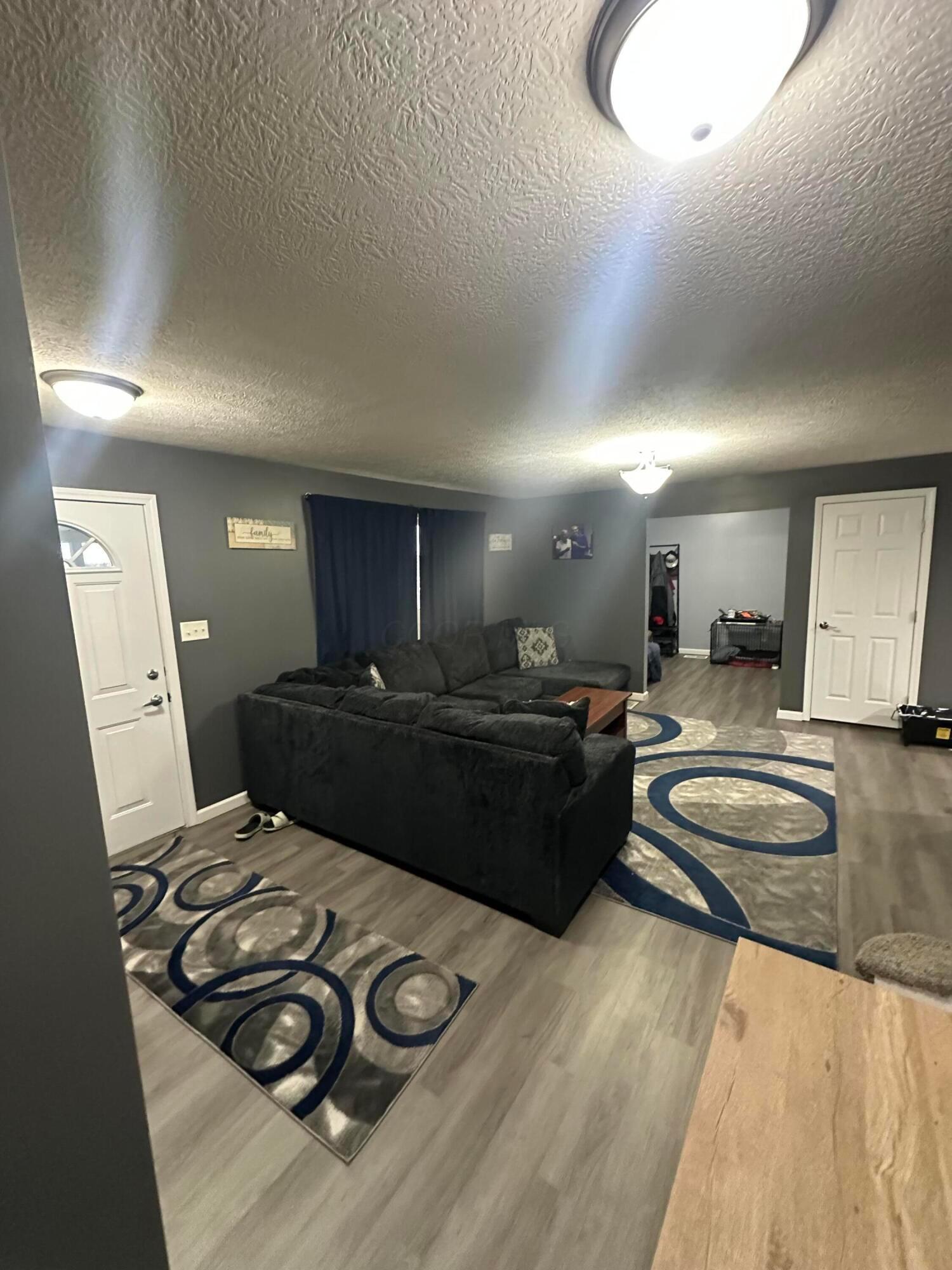 9 Worth Drive Property Photo 5