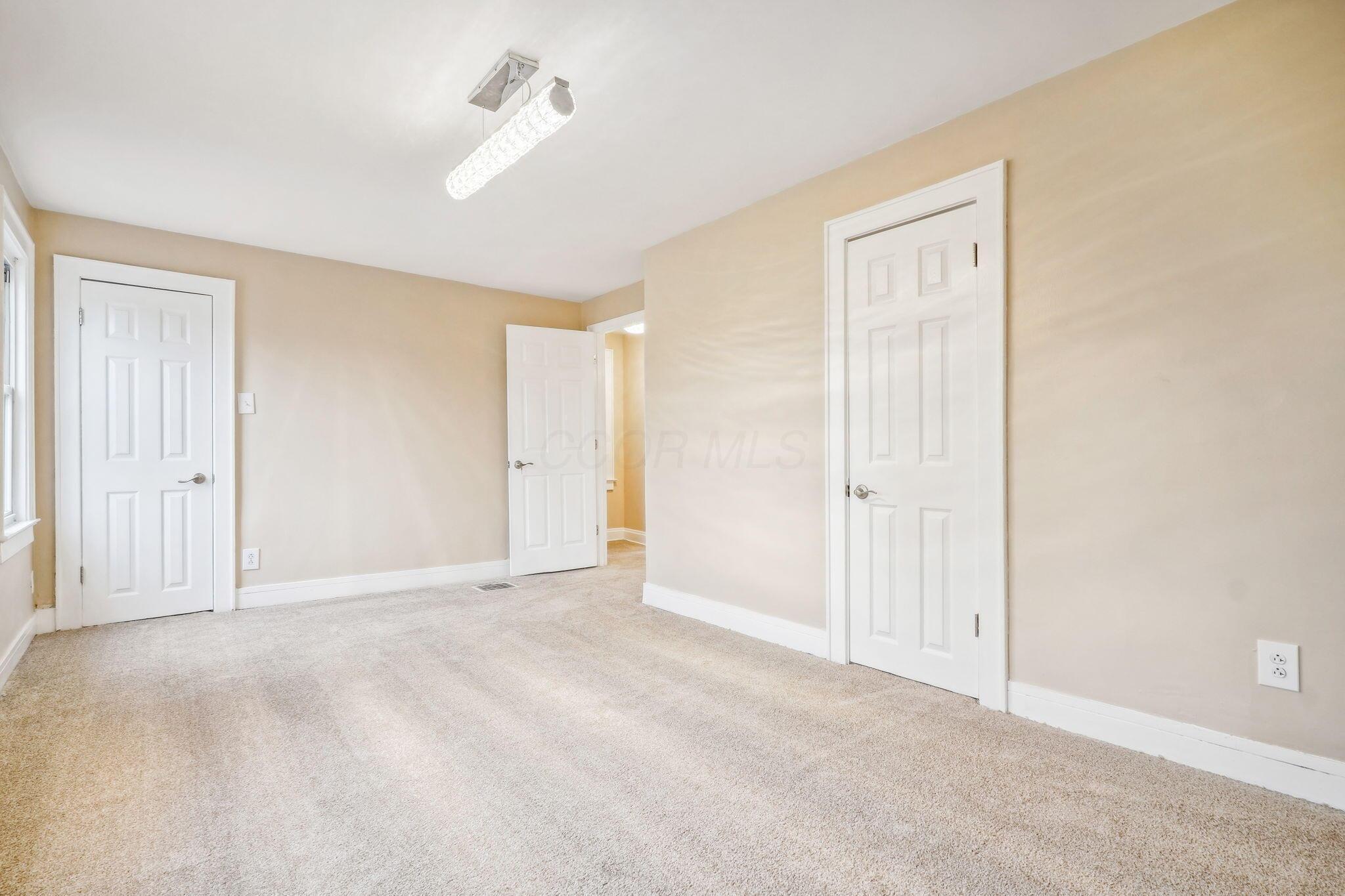 163 S Wayne Avenue Property Photo 14