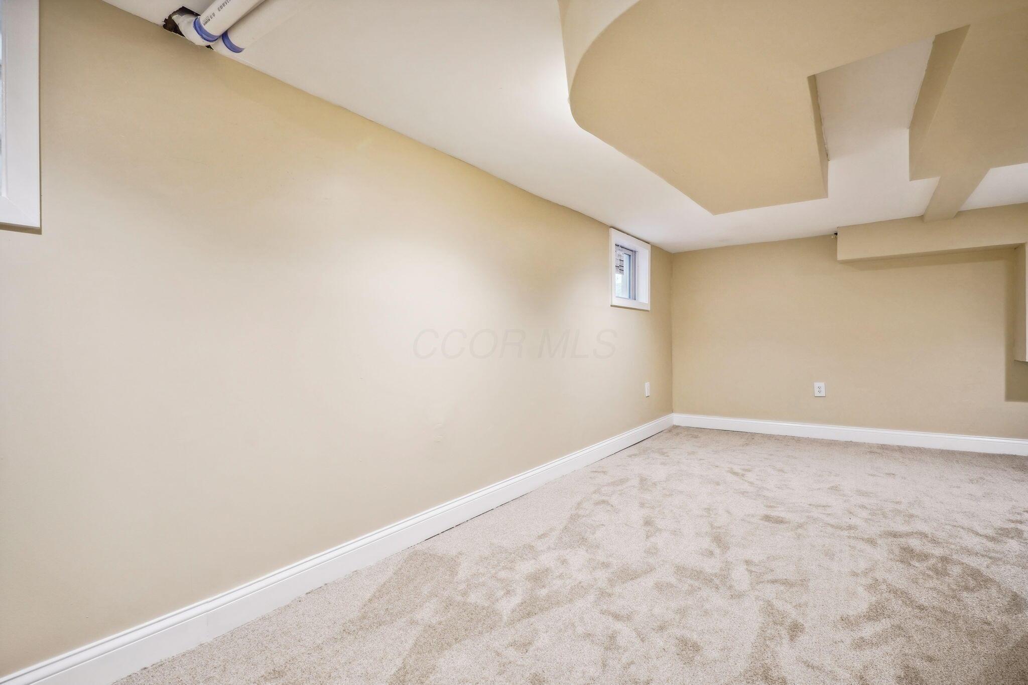 163 S Wayne Avenue Property Photo 19