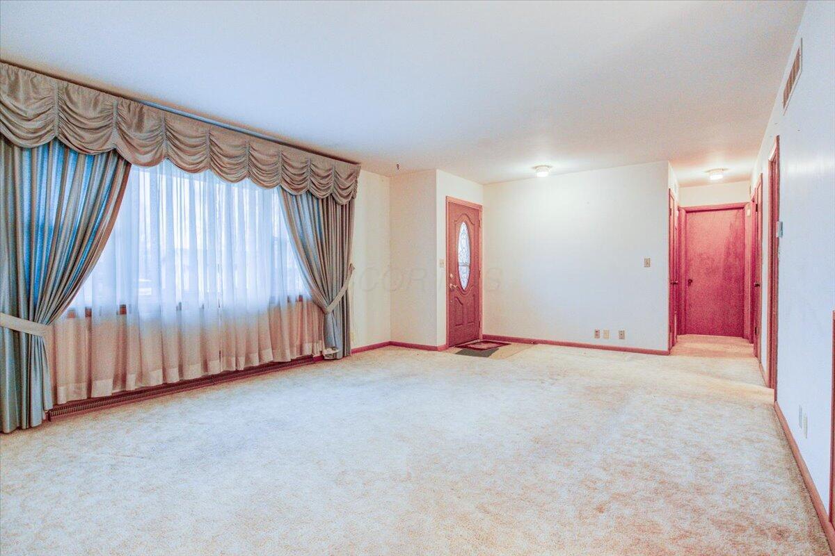 313 Rosewood Avenue Property Photo 10