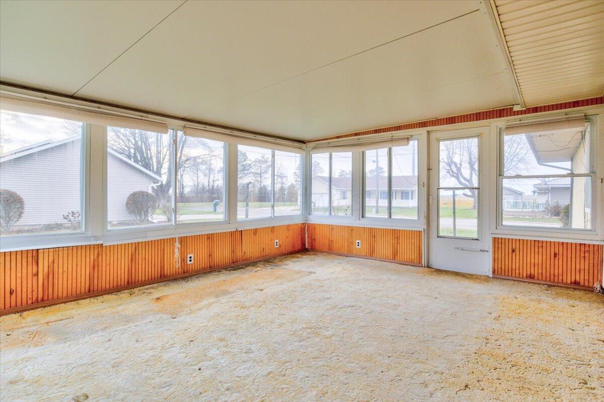 313 Rosewood Avenue Property Photo 21