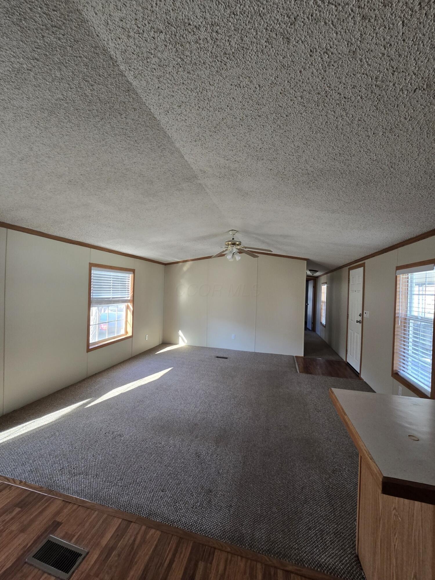 214 Estates Lane Lane Property Photo 6