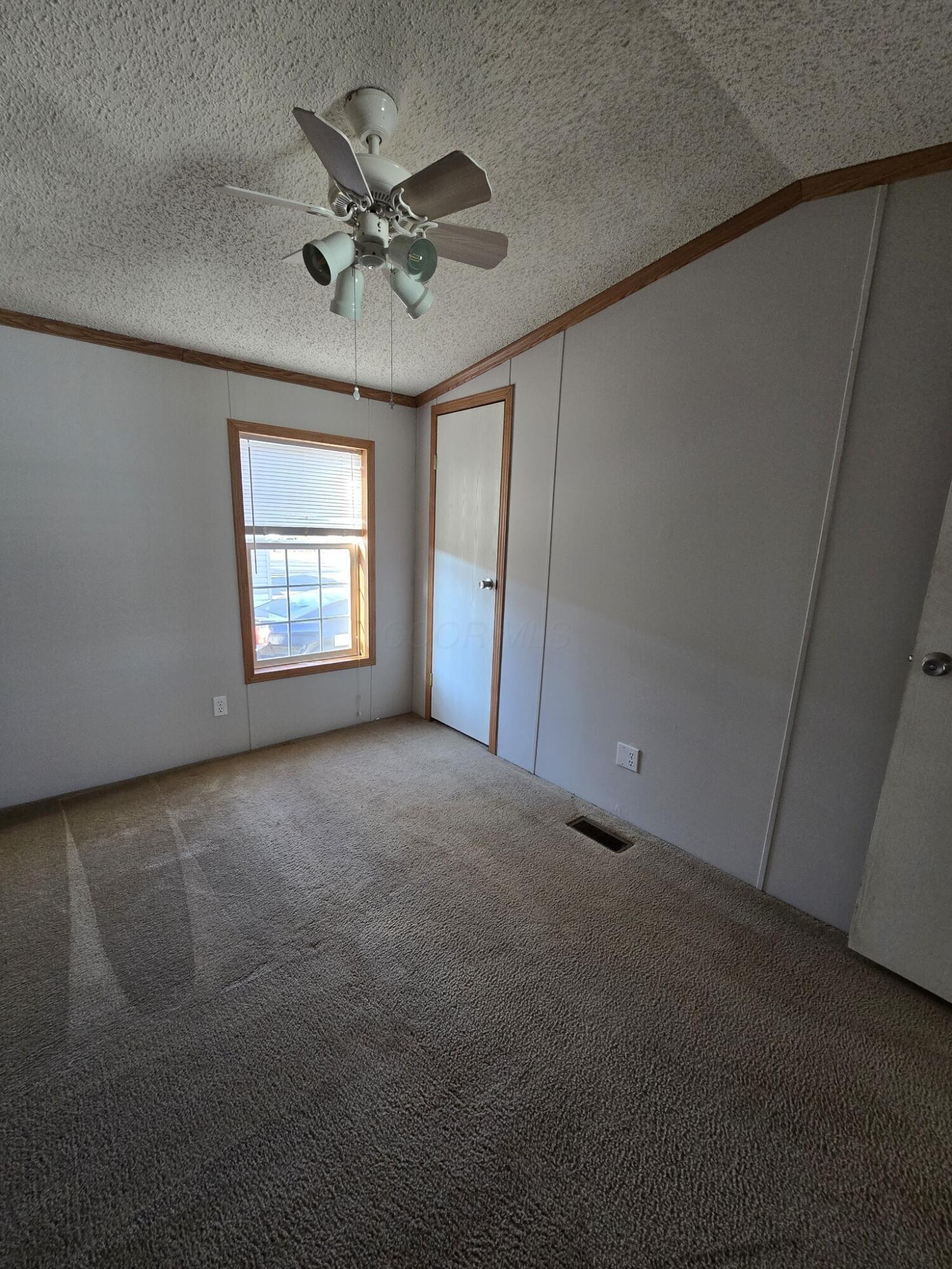 214 Estates Lane Lane Property Photo 14