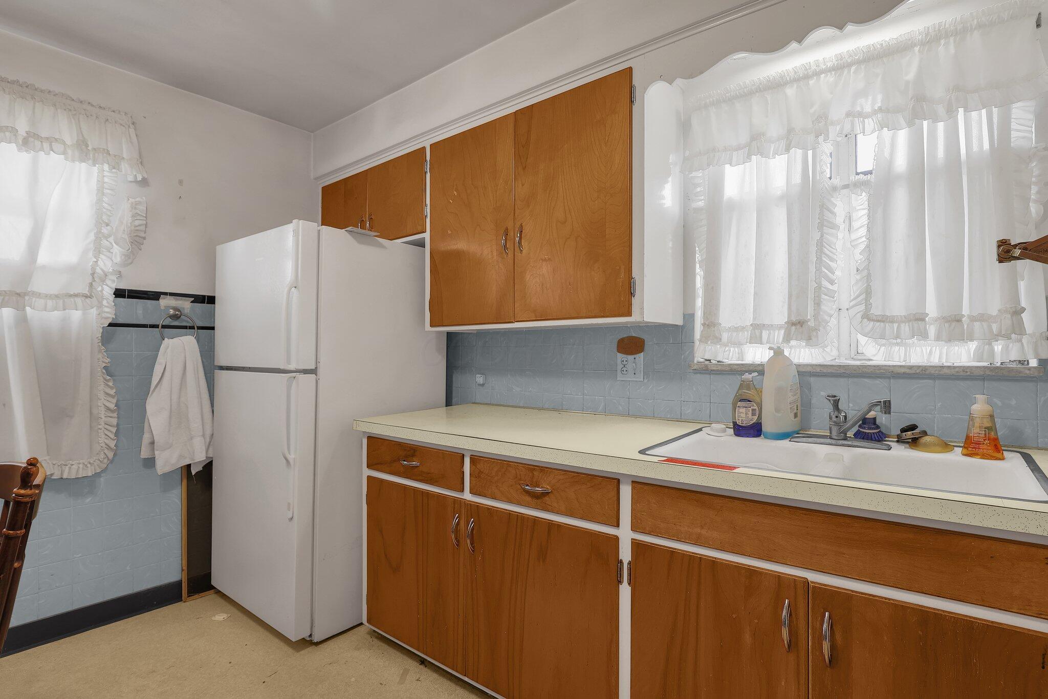 1956 Bluff Avenue Property Photo 8