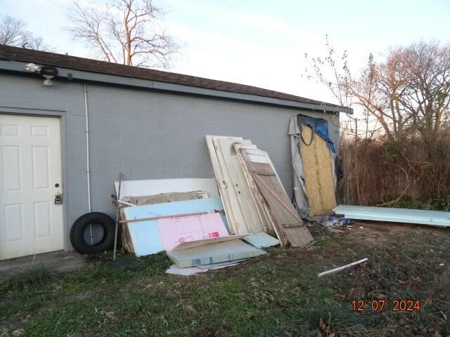 3210 V Avenue Property Photo 4