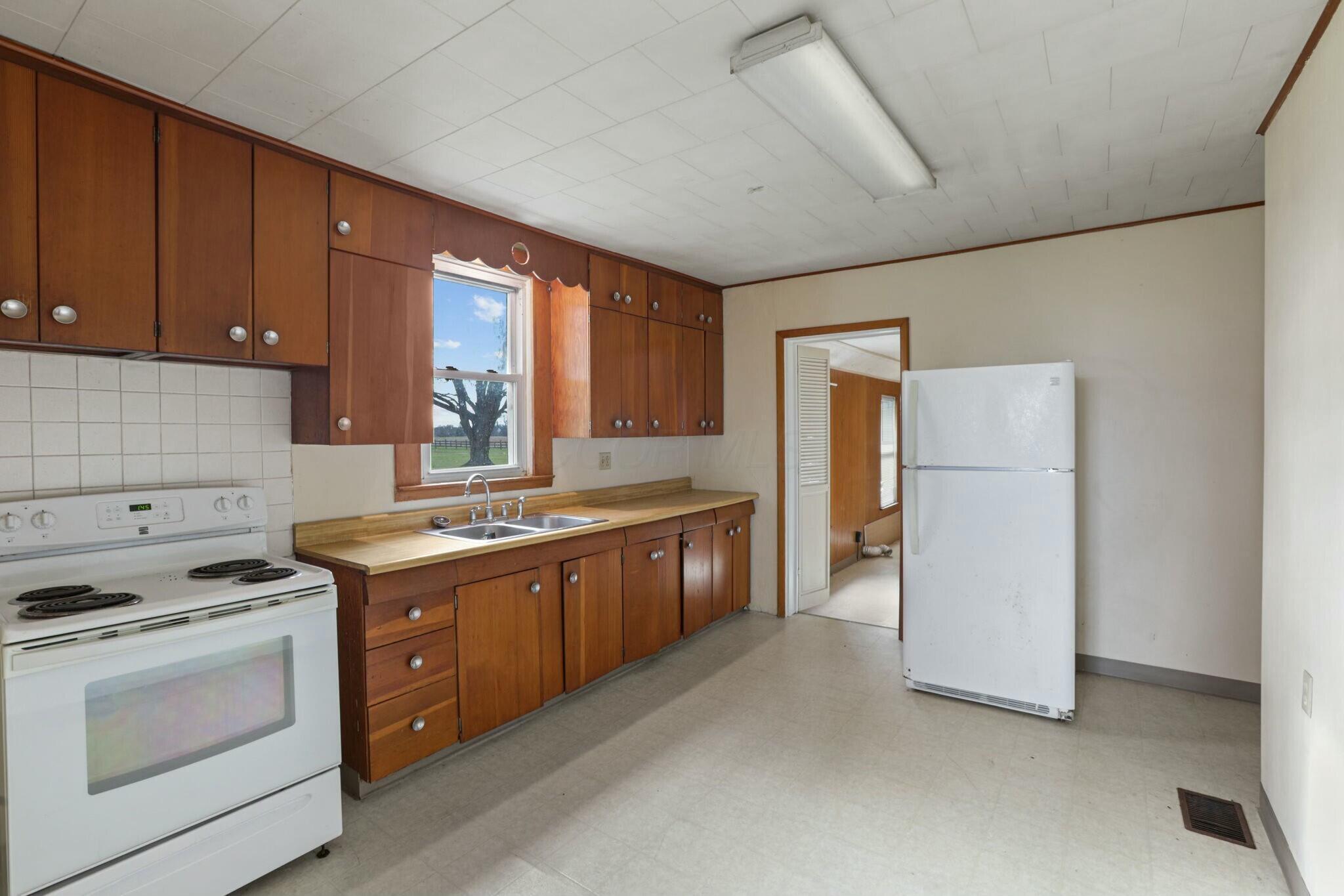 6085 Lithopolis Winchester Road Property Photo 17