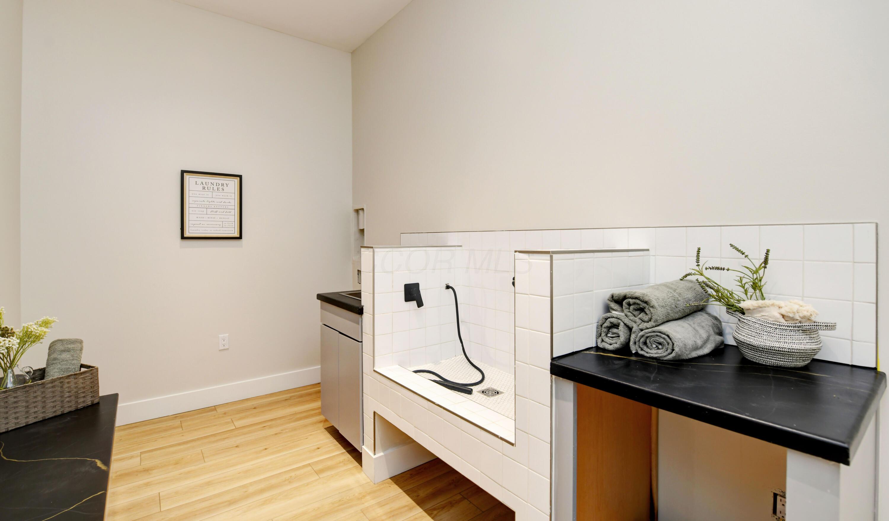 1042 Mcallister Avenue Property Photo 12