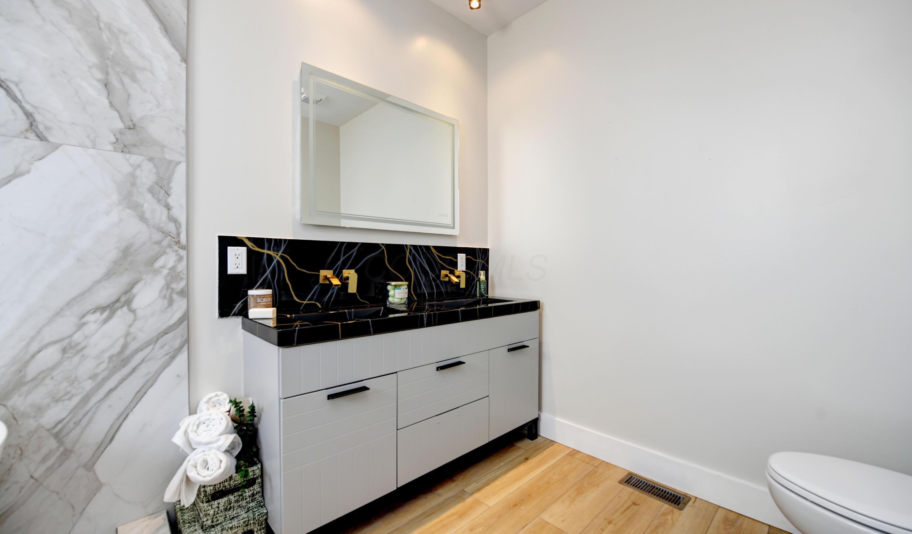 1042 Mcallister Avenue Property Photo 21