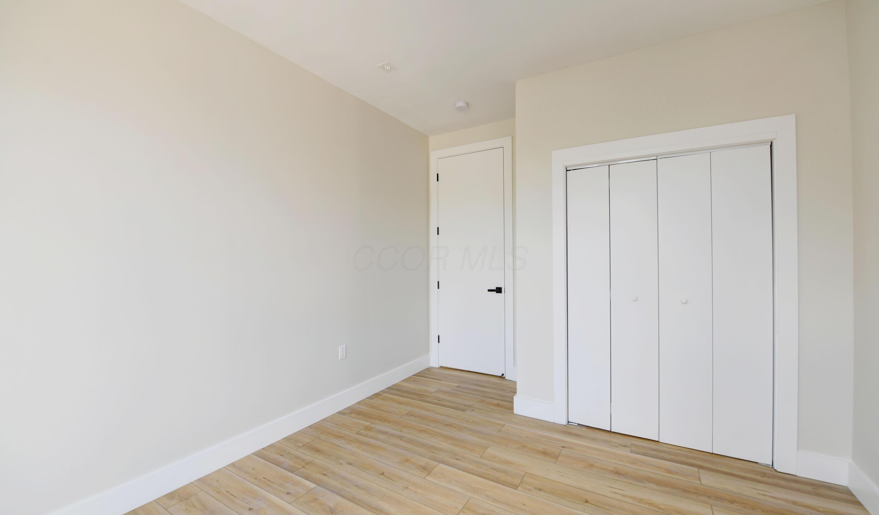 1042 Mcallister Avenue Property Photo 24