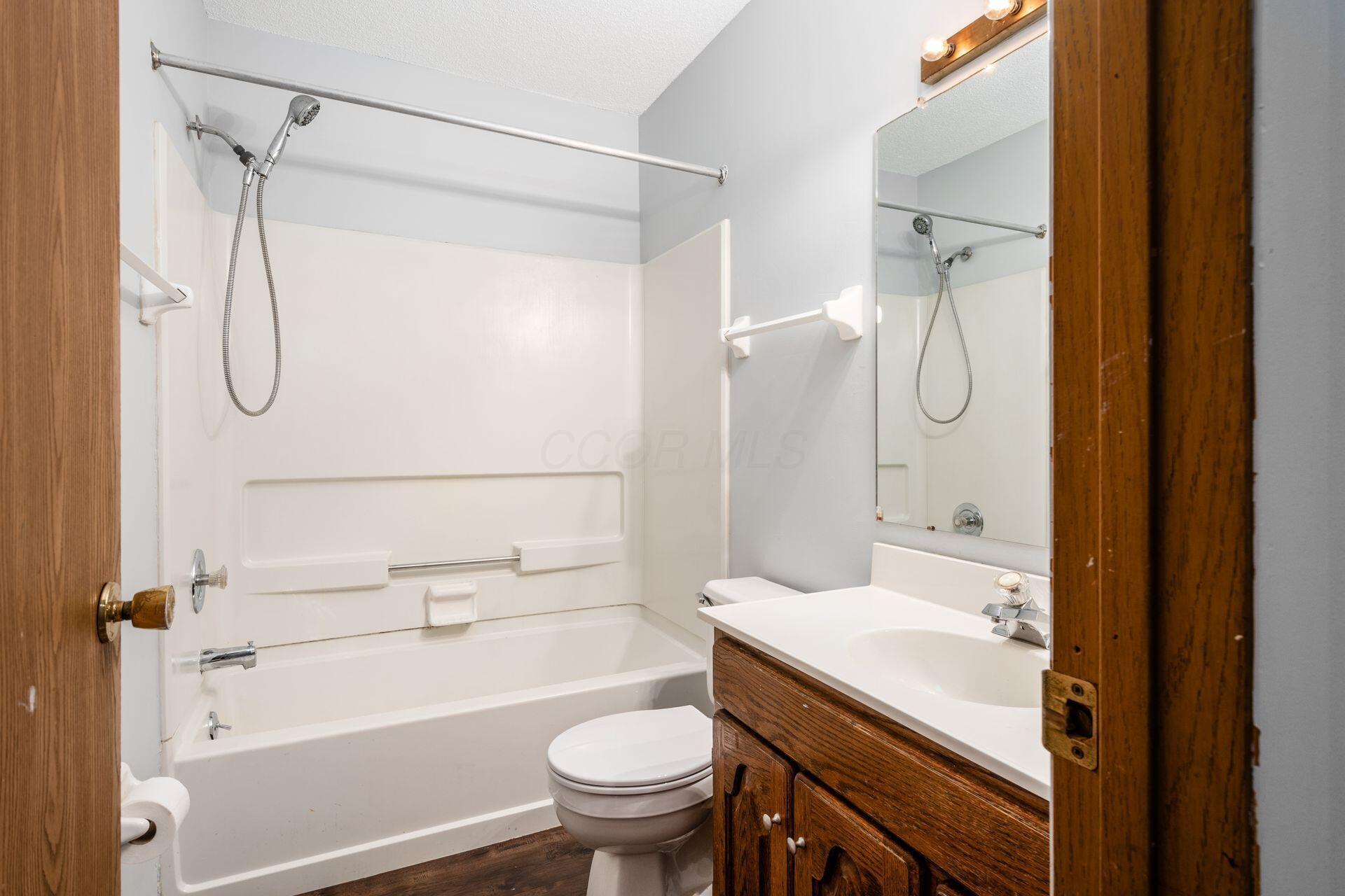 7792 Barkwood Drive, 9c Property Photo 19