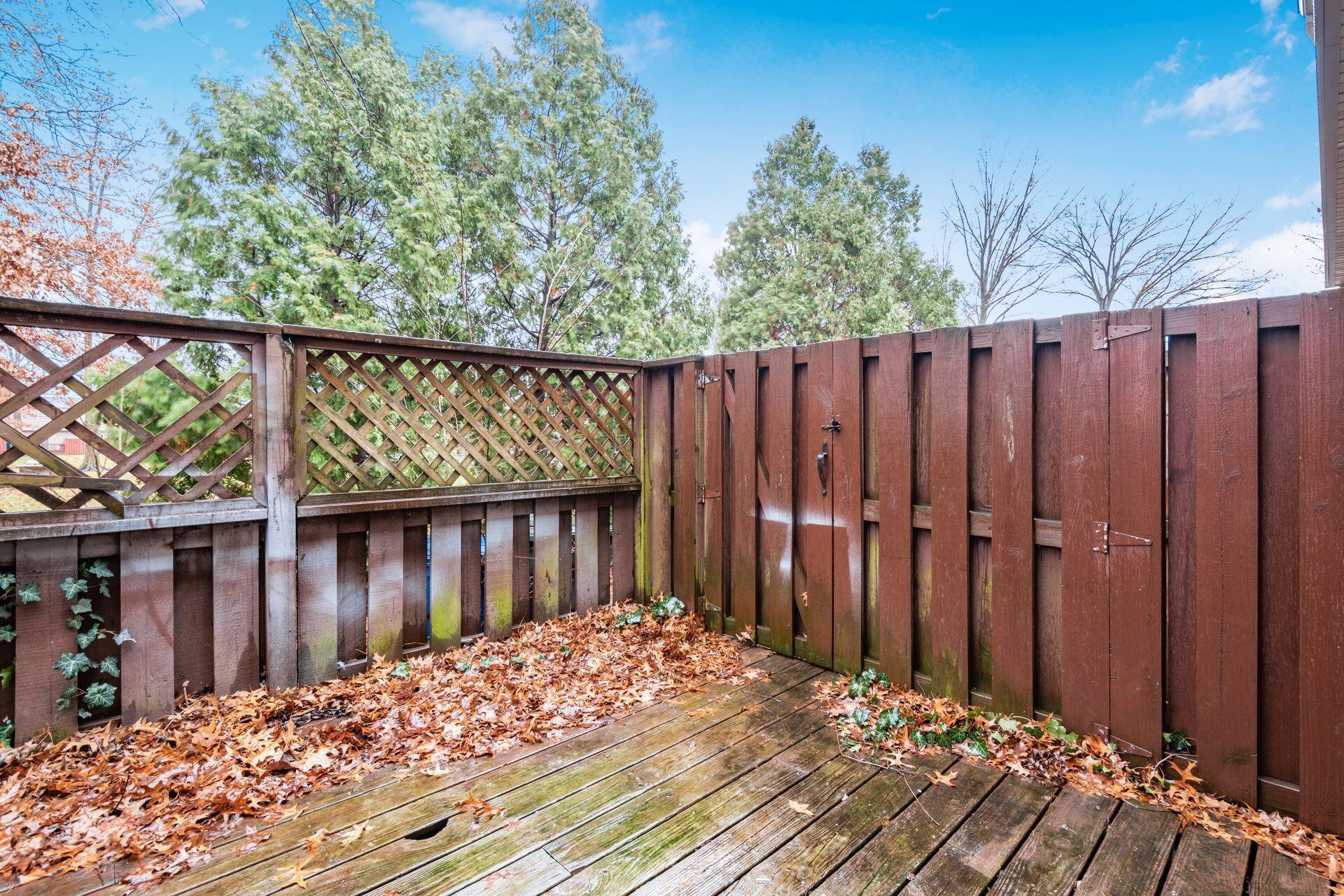 7792 Barkwood Drive, 9c Property Photo 28