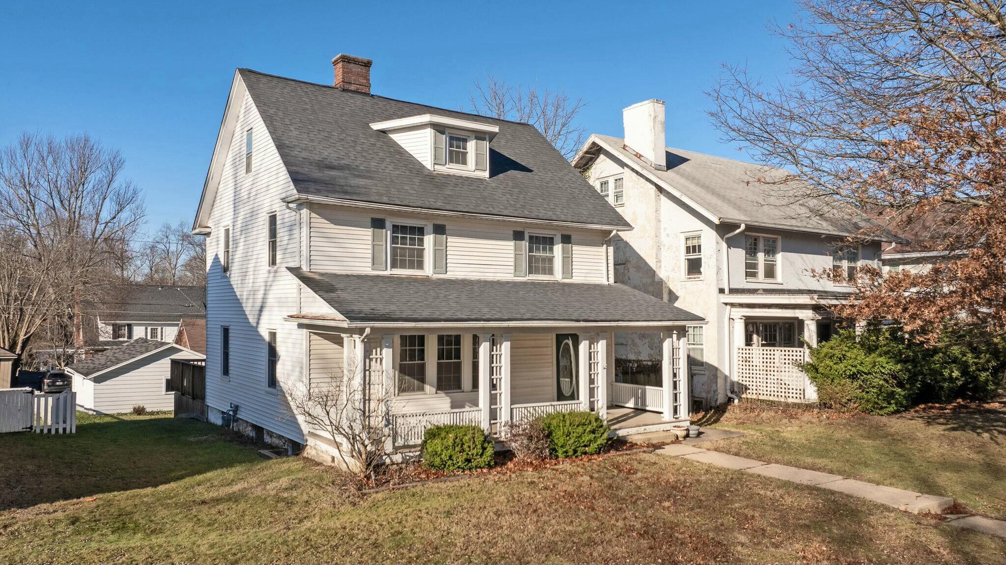 108 Parkwood Boulevard Property Photo 3