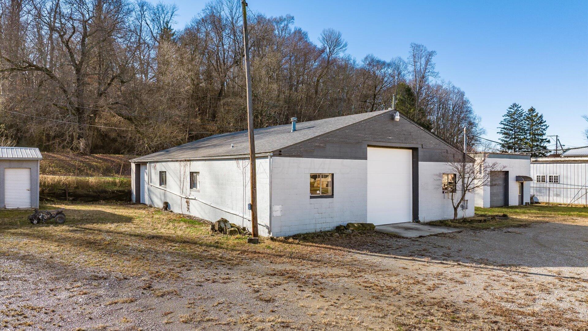 1022 Old Logan Road Property Photo 1
