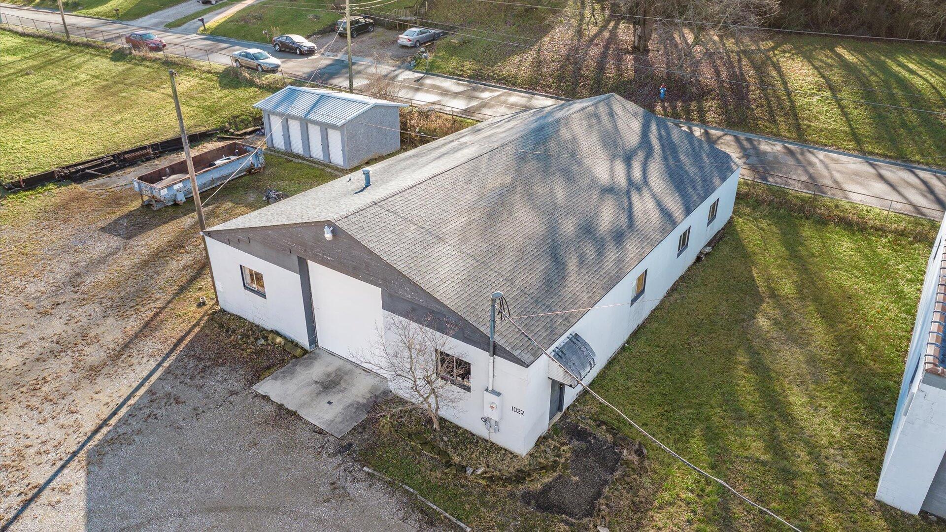 1022 Old Logan Road Property Photo 2