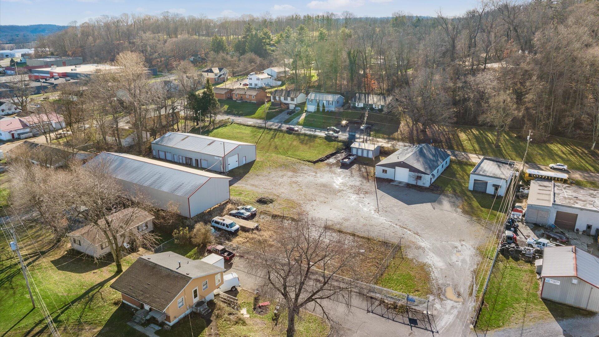 1022 Old Logan Road Property Photo 5