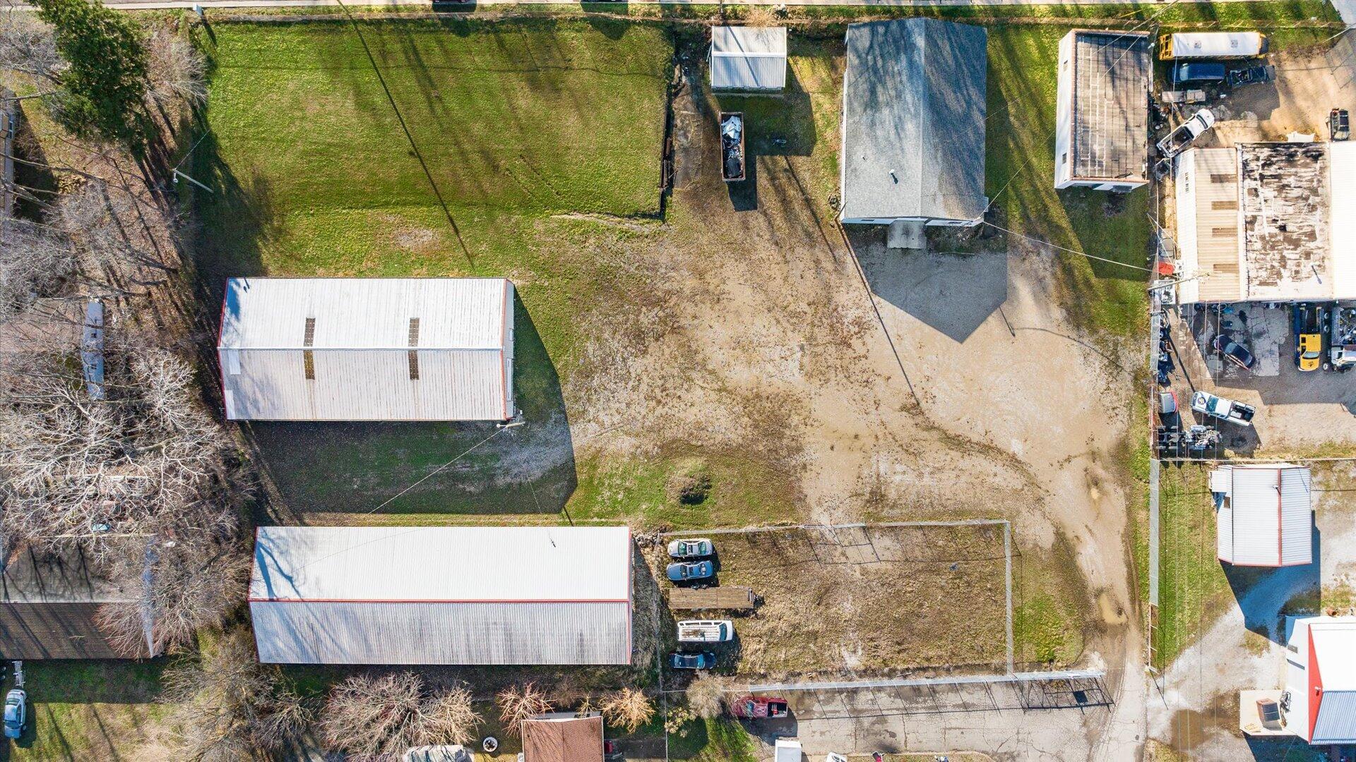 1022 Old Logan Road Property Photo 10
