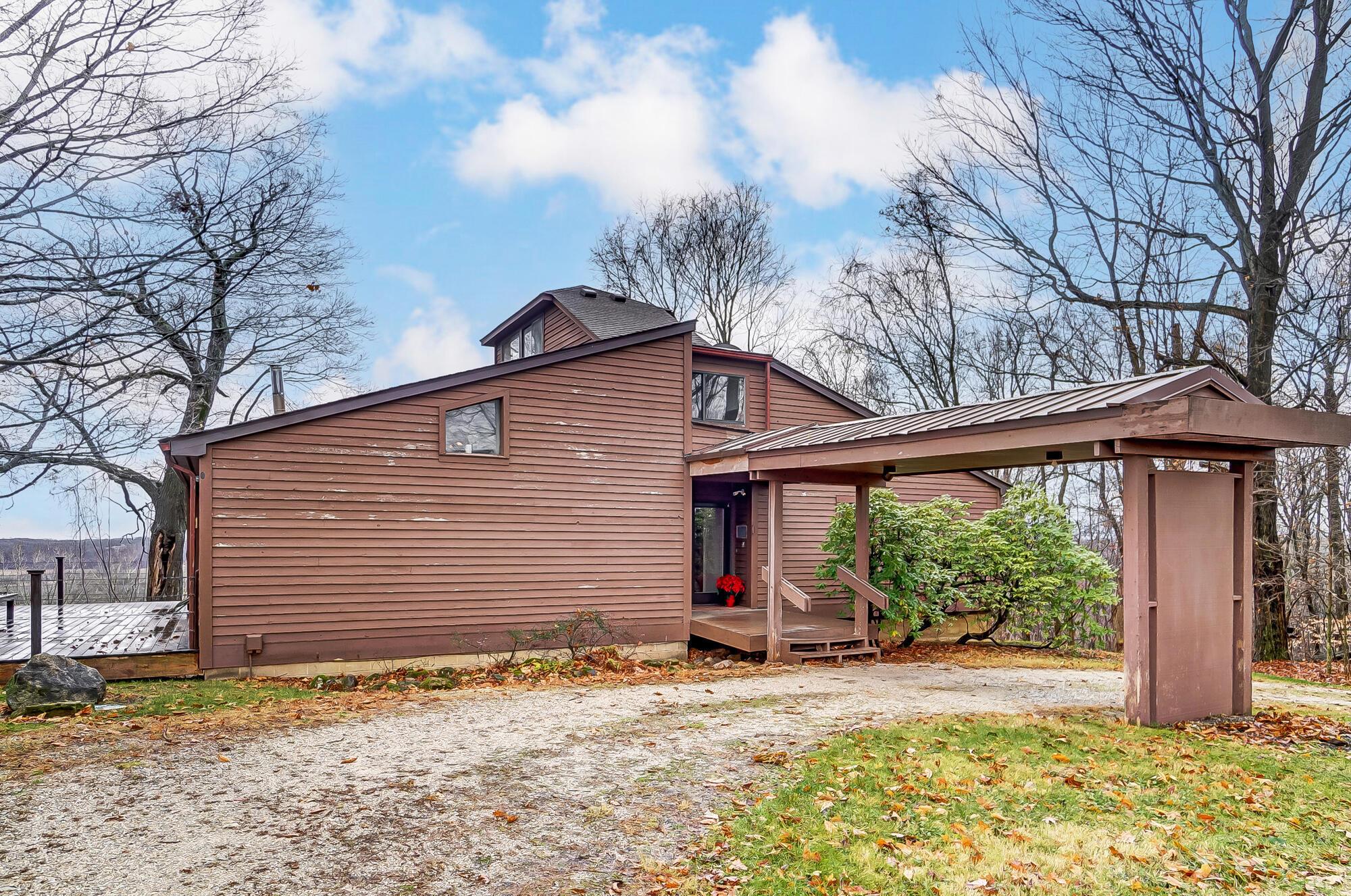11055 Reynolds Road Property Photo